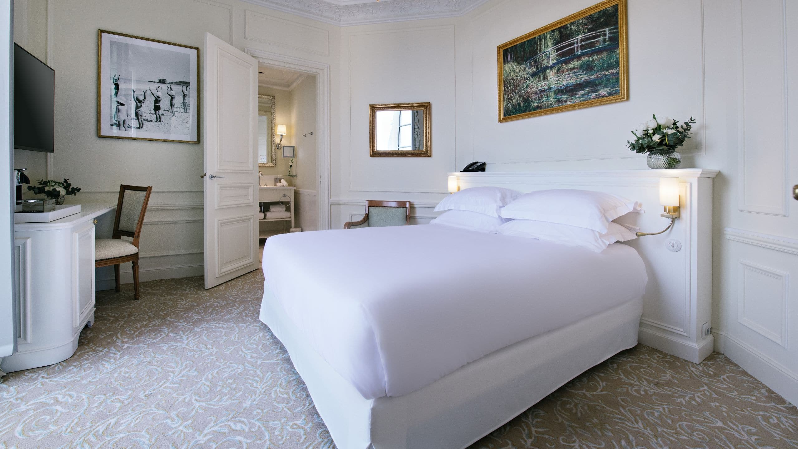 4/7 Hôtel du Palais Biarritz Family Room Layout