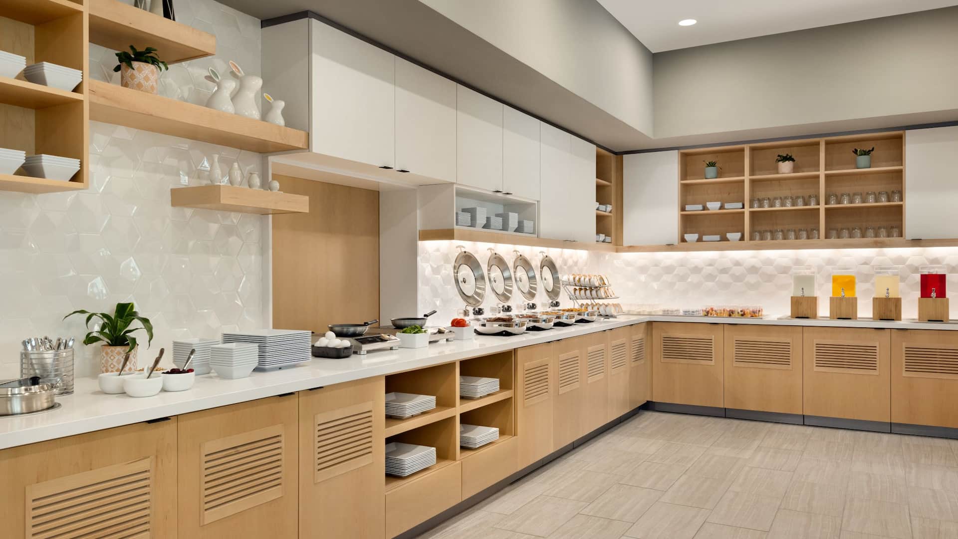 Hyatt House Atlanta / Perimeter Center Breakfast Buffet