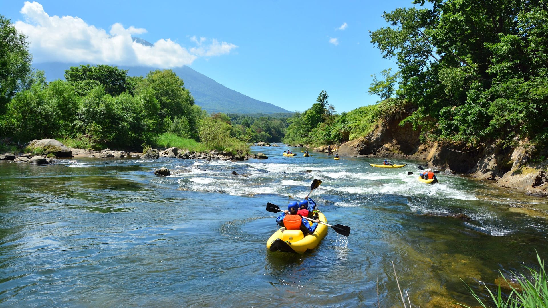 Park Hyatt Niseko Kayaking