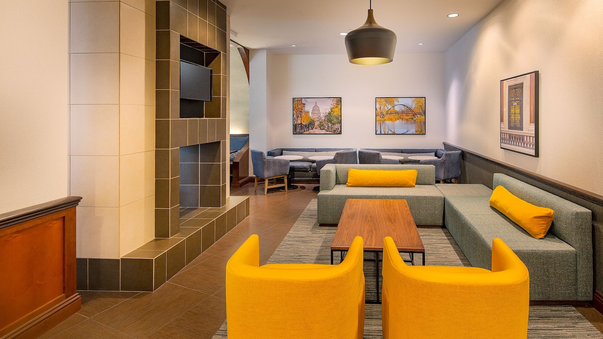 Hyatt Place Madison/Downtown Lobby Chair
