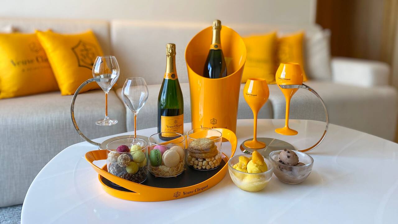 Bubbly Suite Bubbly Suite