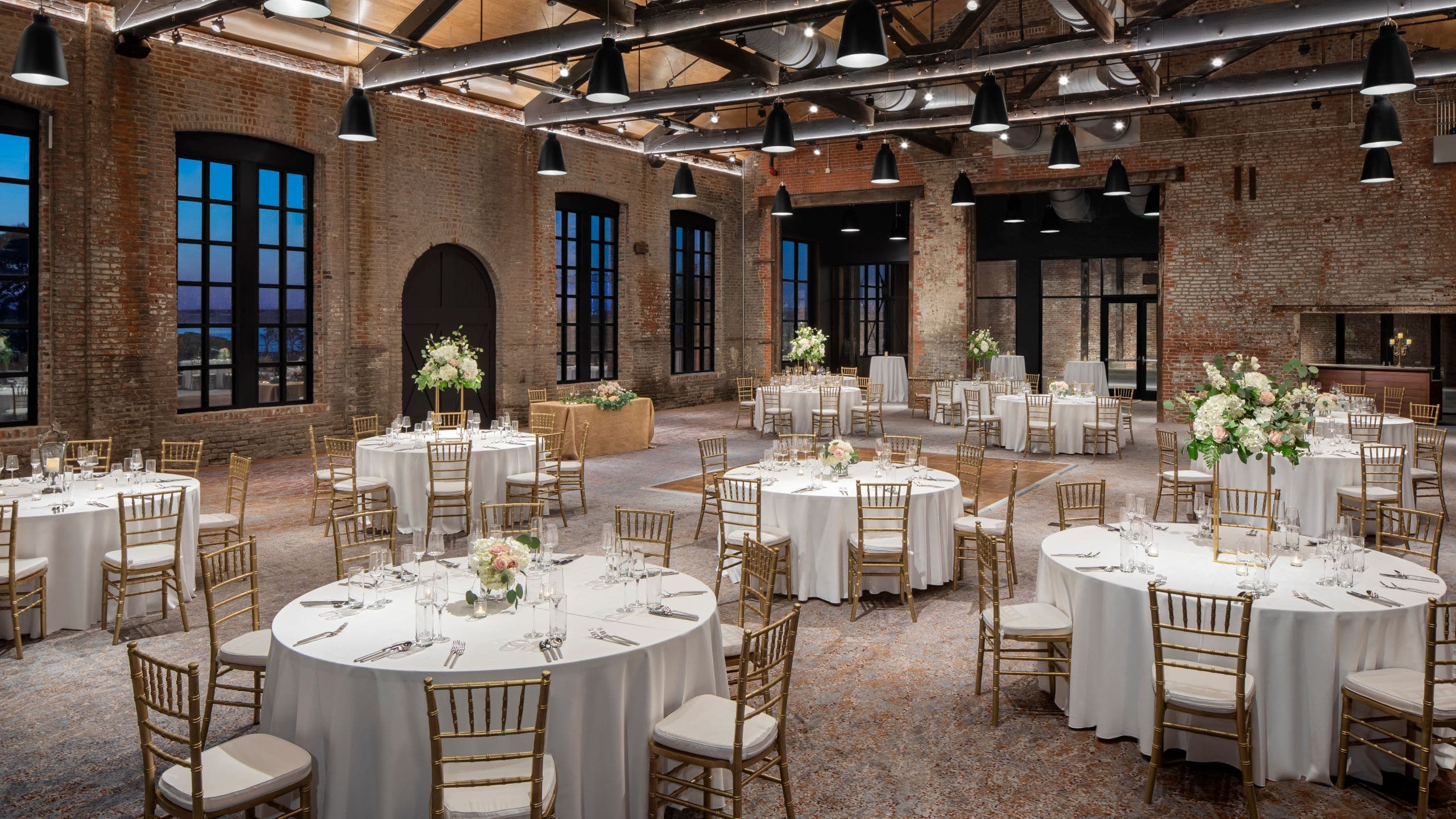 Hyatt Centric Beale Street Memphis Foundry Wedding Setup