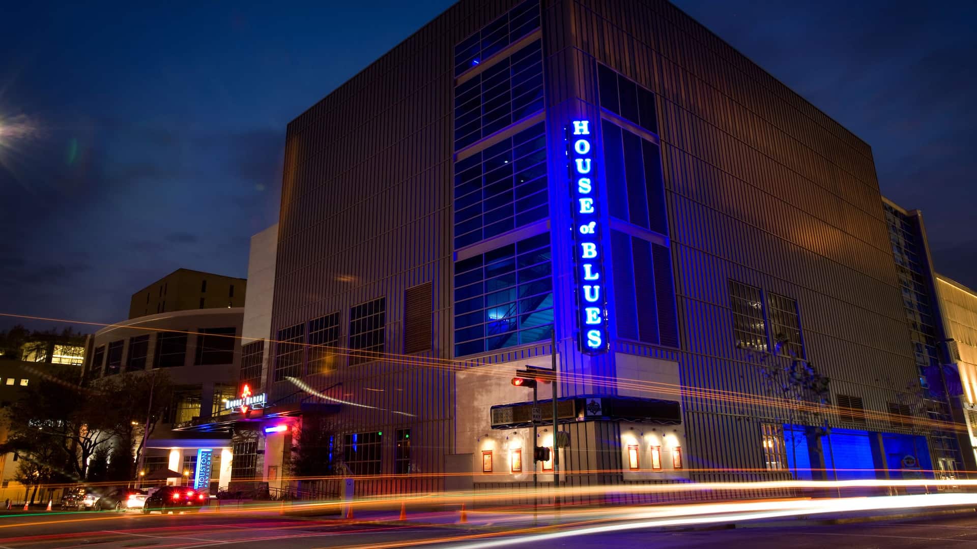 Hyatt Place Houston / Downtown House of Blues
