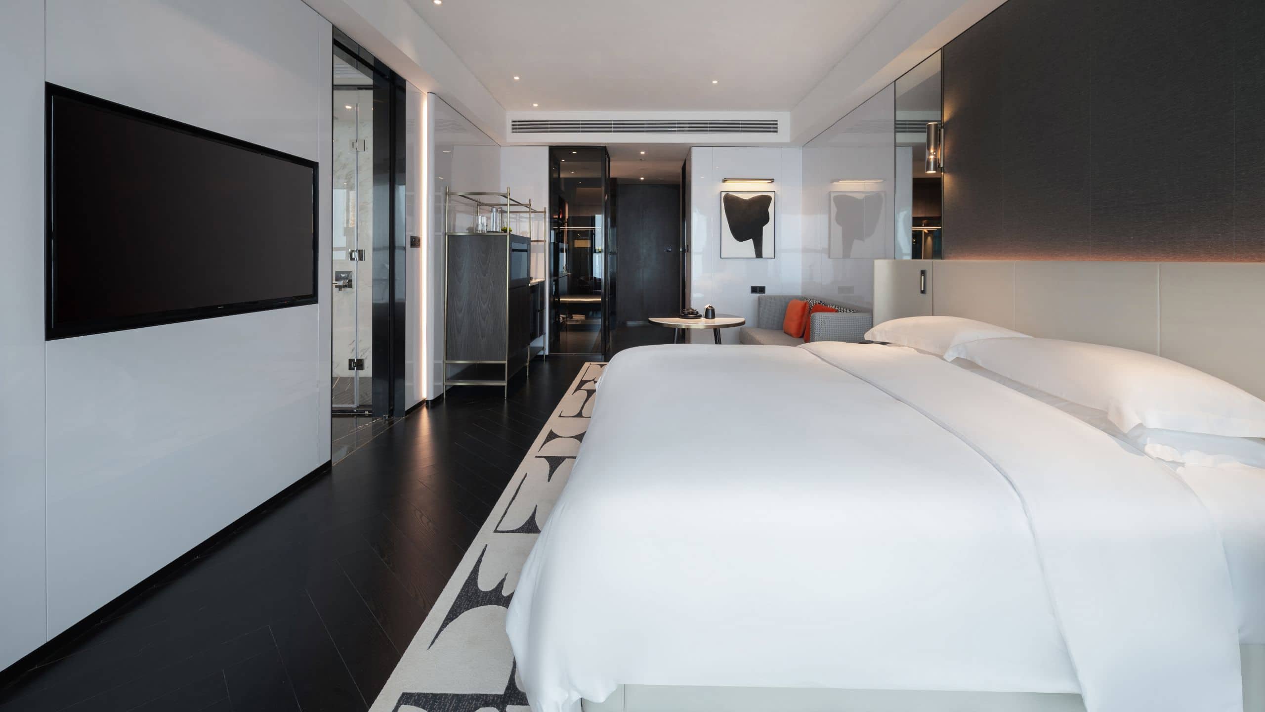第 4，共 4 The Langbo Chengdu One King Bed Bedroom