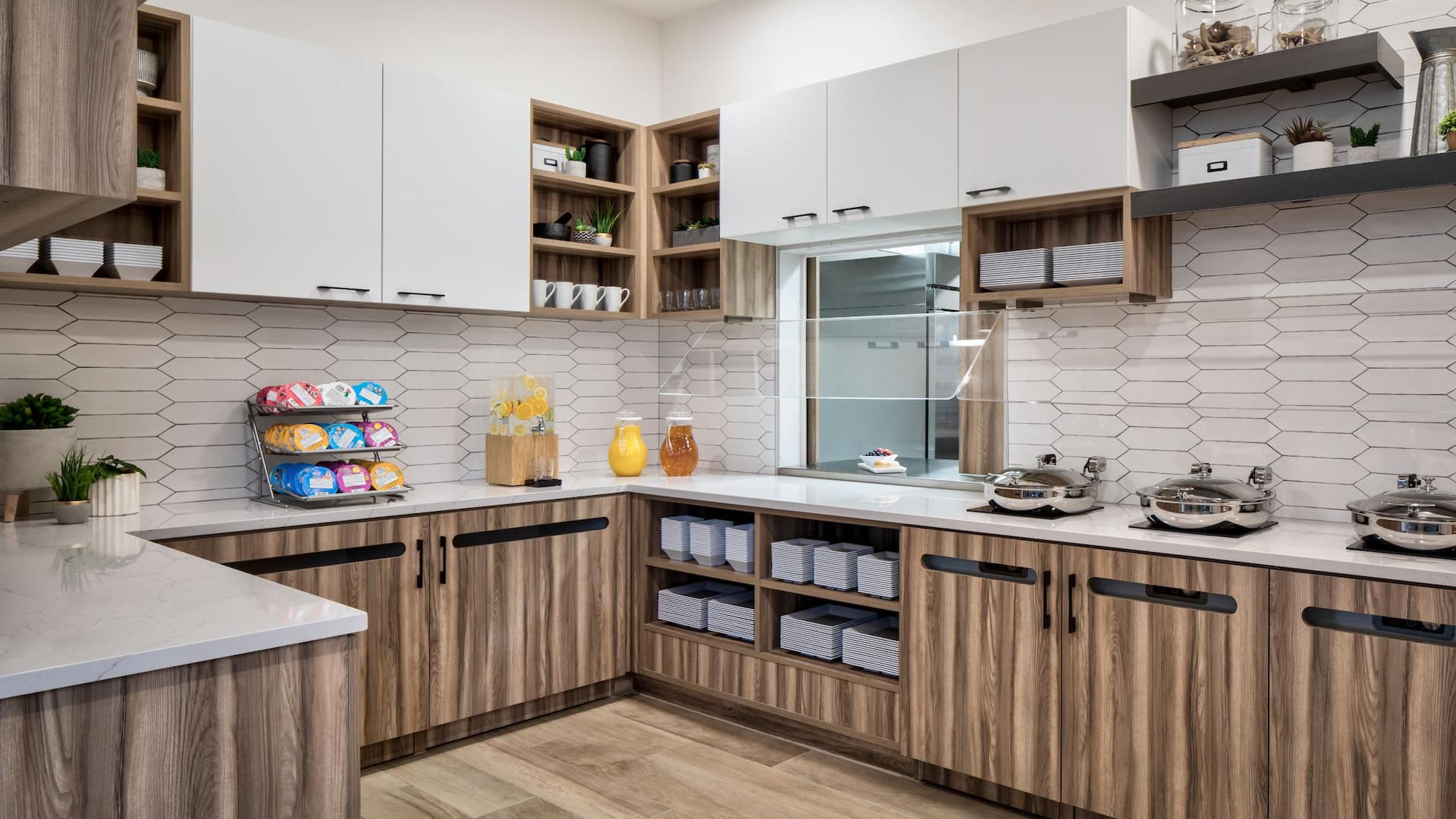 Hyatt House Denver / Aurora Breakfast Bar