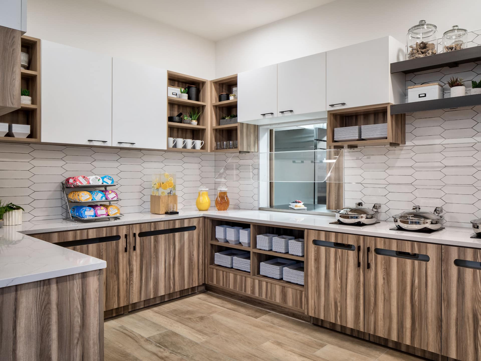 Hyatt House Denver / Aurora Breakfast Bar
