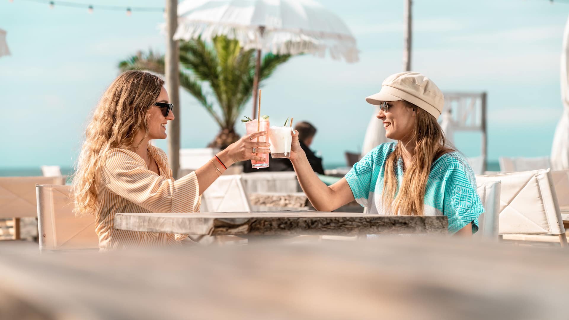 Hyatt Place Amsterdam Airport Friends Drinks Beach Club