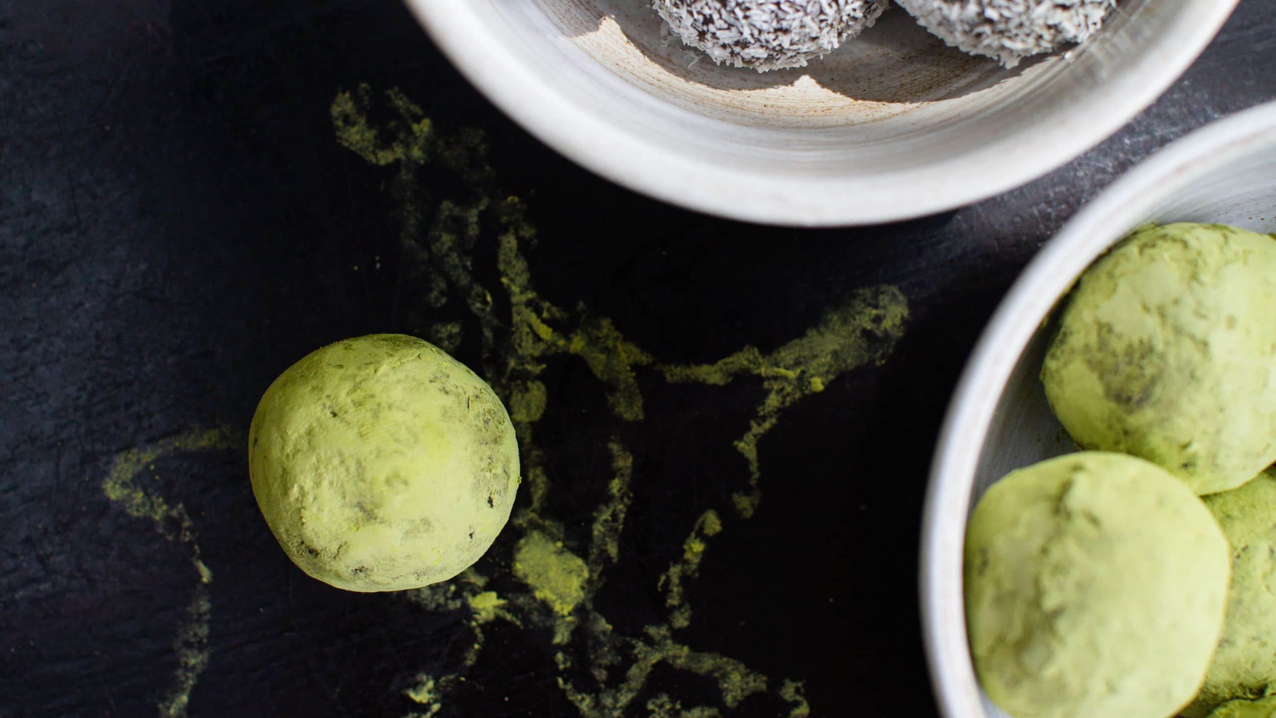 Global GLOBAL_P0320 Green Tea Chocolate Set