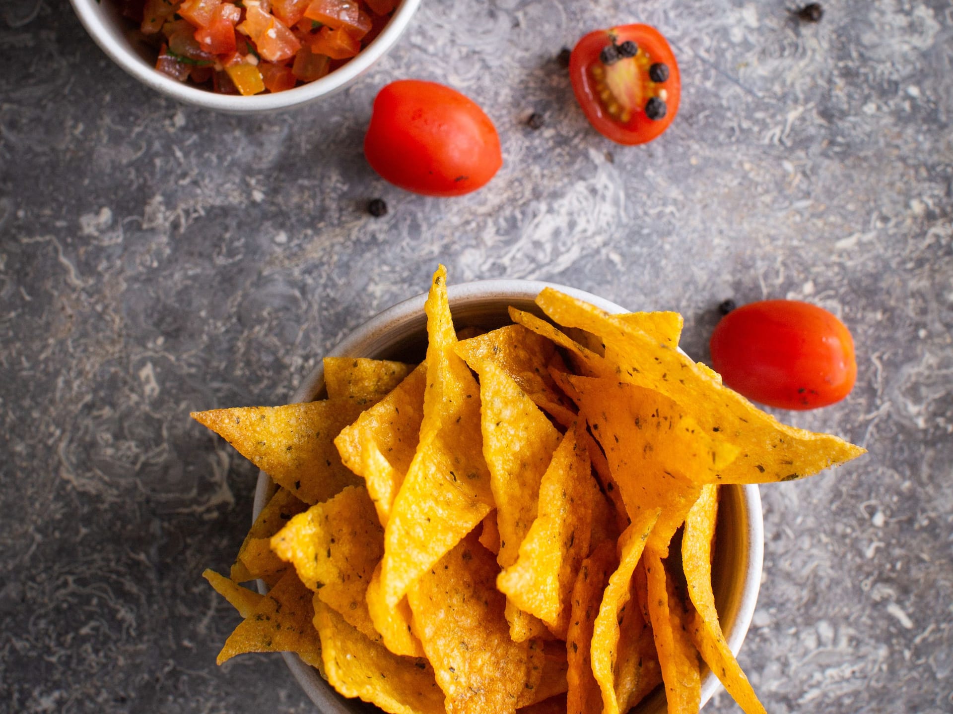 Global GLOBAL_P0377 Taco Chips With Salsa Top View