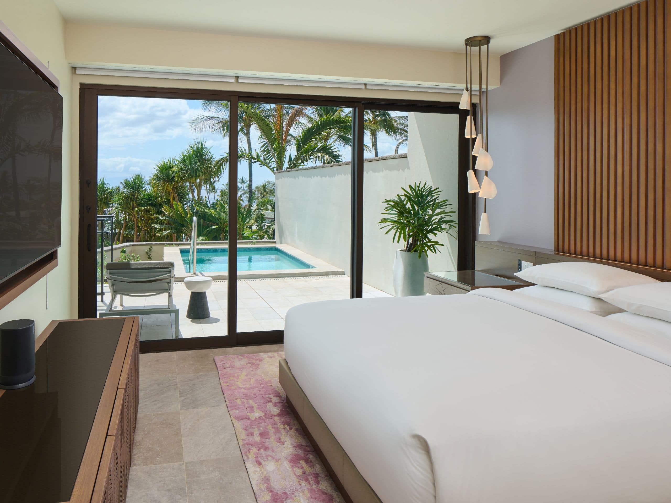 Andaz Maui at Wailea Resort Ilikai Partial Ocean GF Master Bedroom