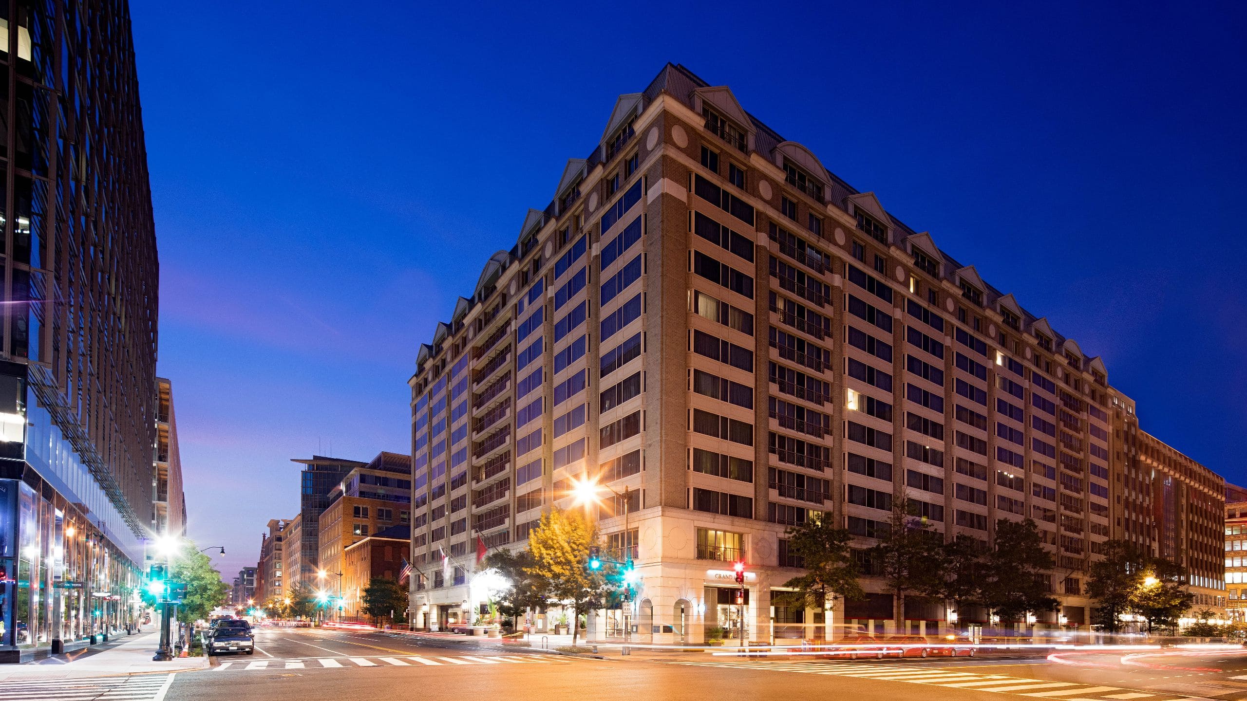 Grand Hyatt Washington Exterior Night