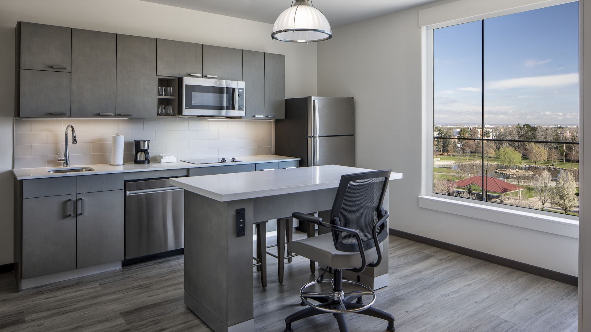 Hyatt House Denver / Aurora One Bedroom Kitchen