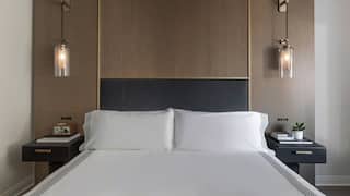 Thompson Central Park New York King Guestroom