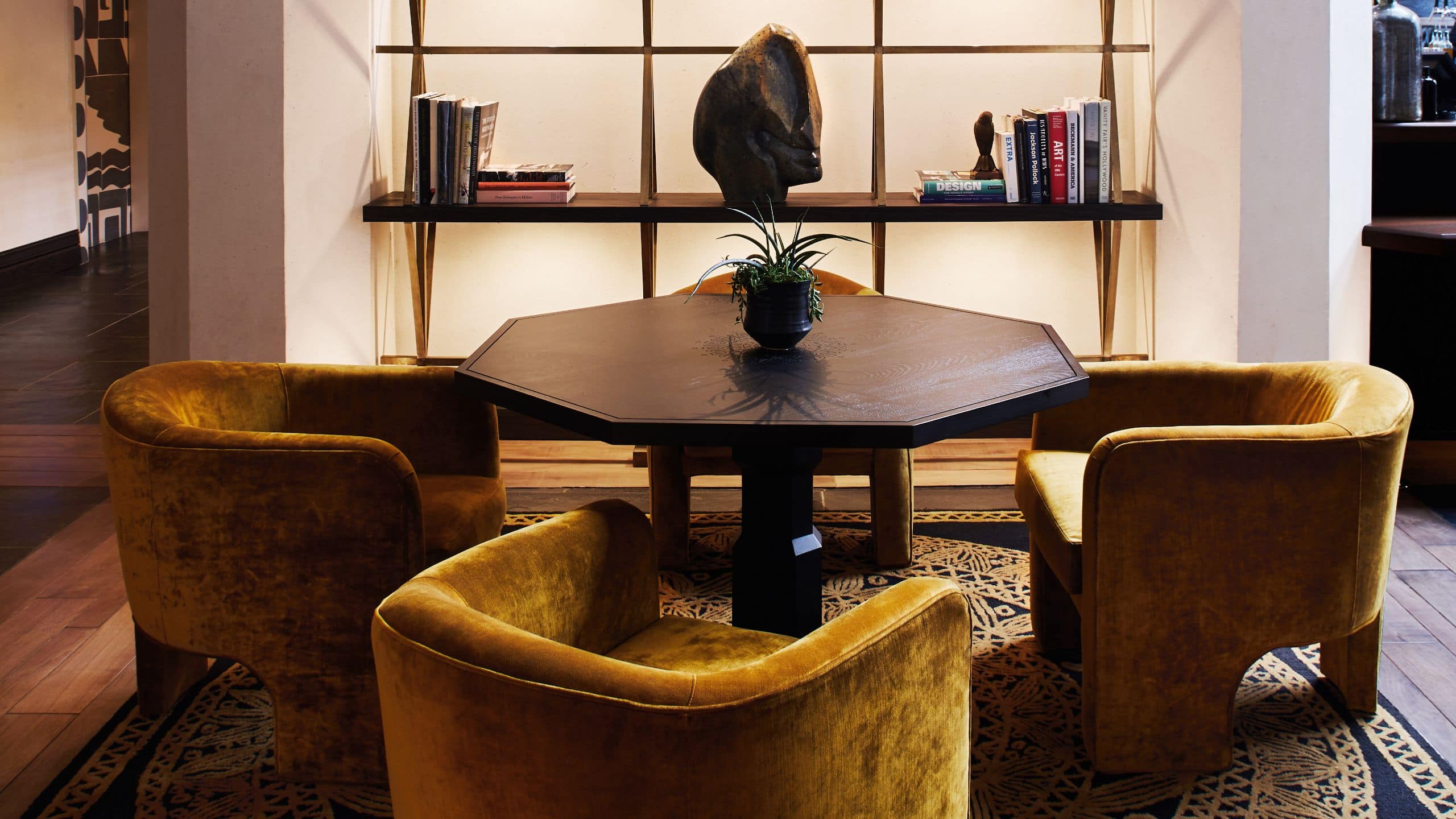 Hotel Figueroa Lobby Bar