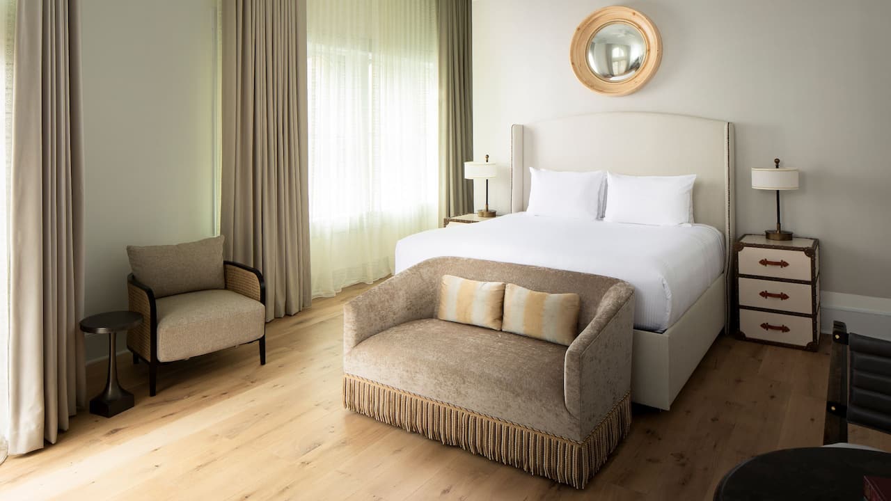 Renaissance Suite Bedroom
