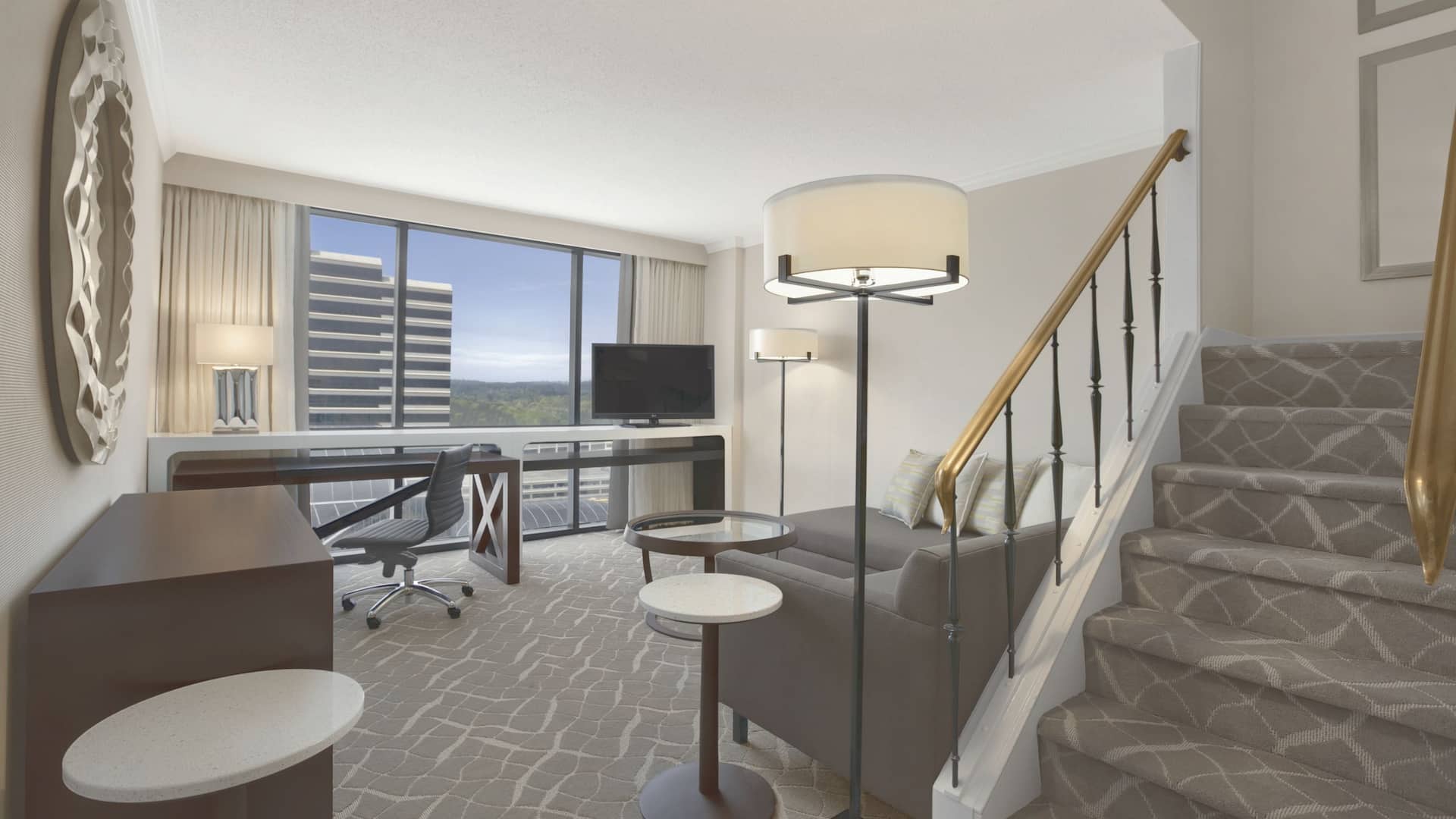 Hyatt Regency Birmingham - The Wynfrey Hotel Bi Level Suite