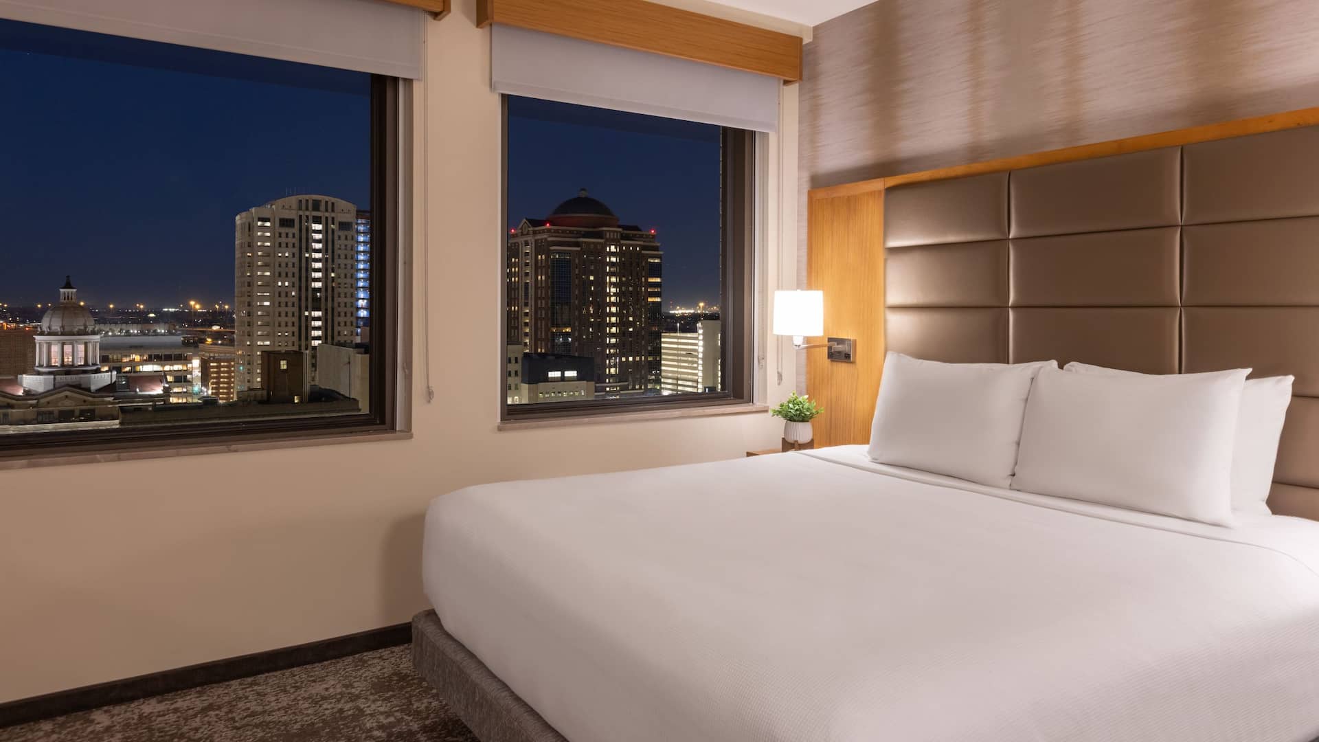 Hyatt Place Houston / Downtown One King Bed Specialty