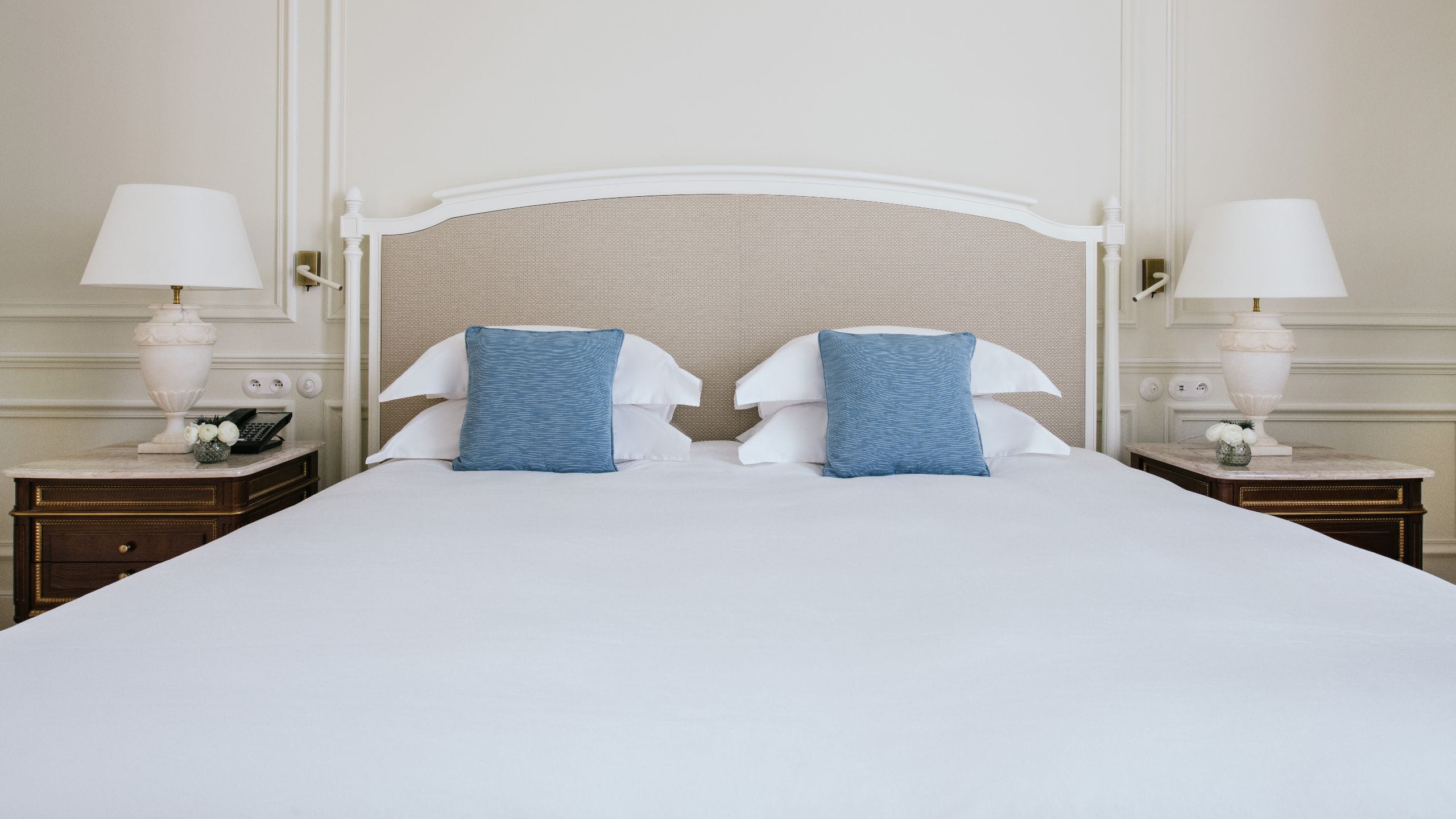 6/7 Hôtel du Palais Biarritz Suite City Bed