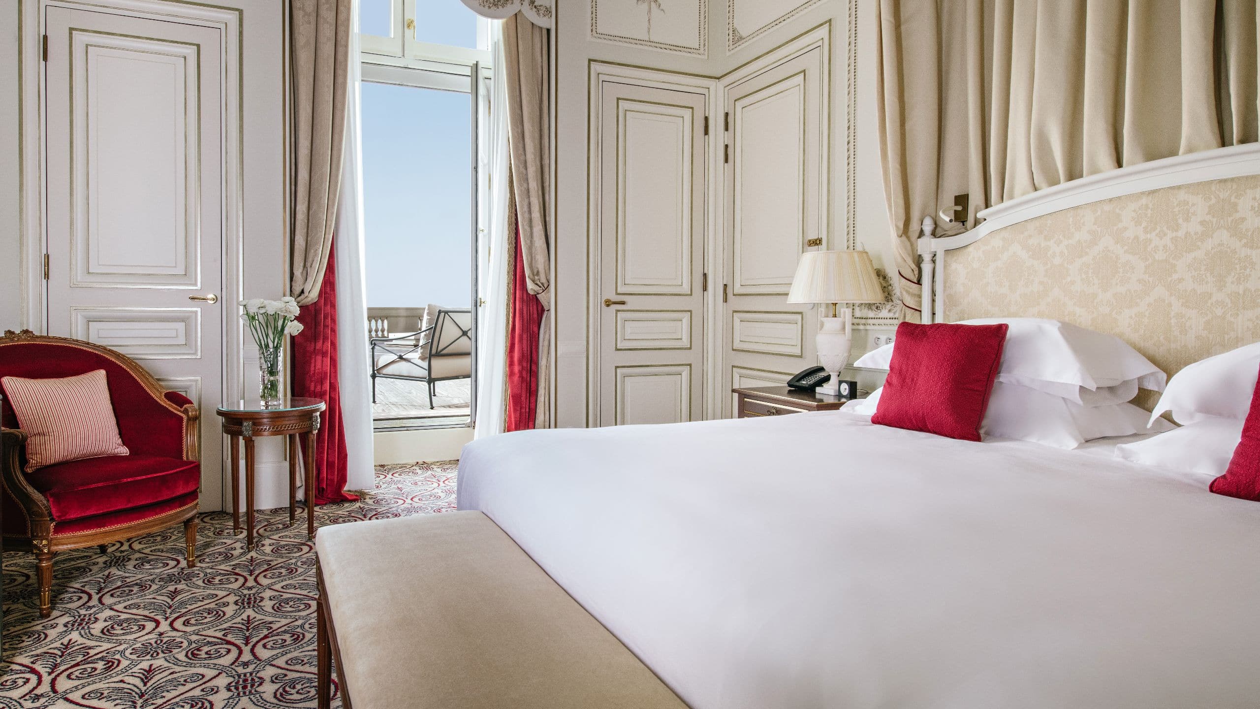 Hôtel du Palais Biarritz Royal Bedroom Suite View