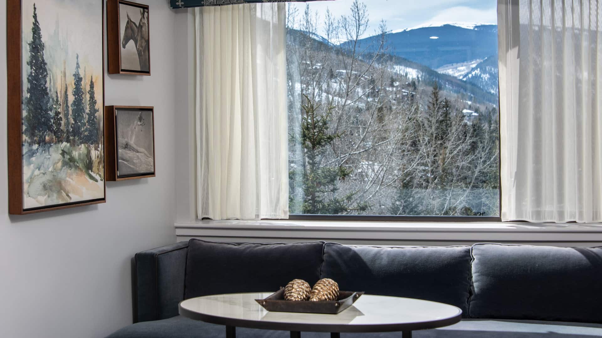 2 of 5 Grand Hyatt Vail Standard King Nook