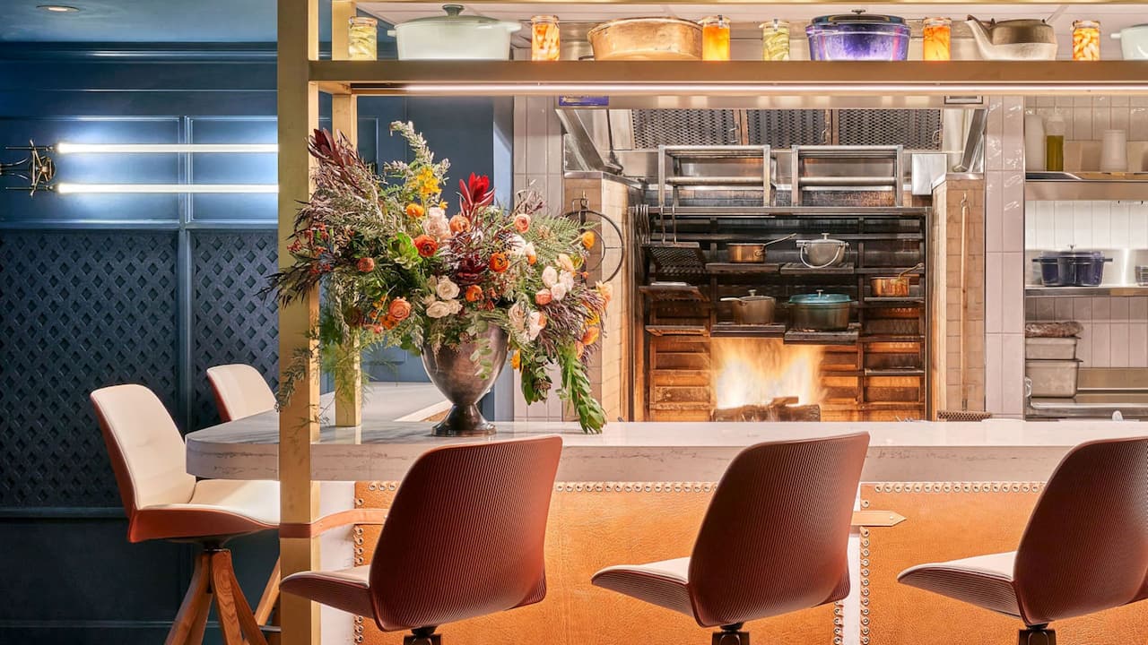 Restaurant Bar Kitchen