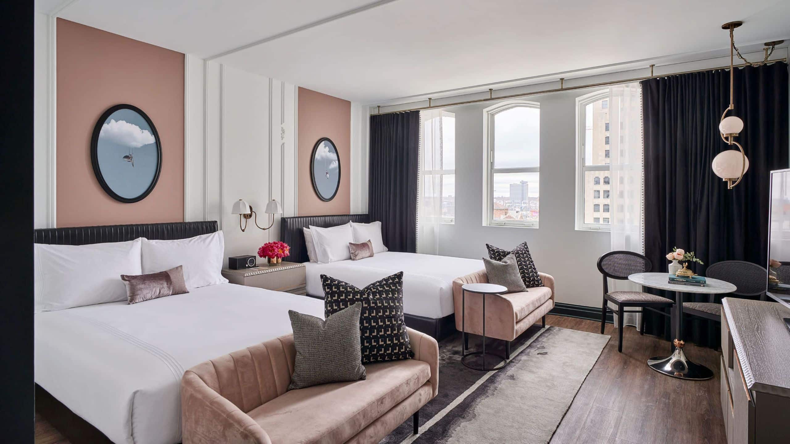 Hotel Kansas City Two Double Guestroom