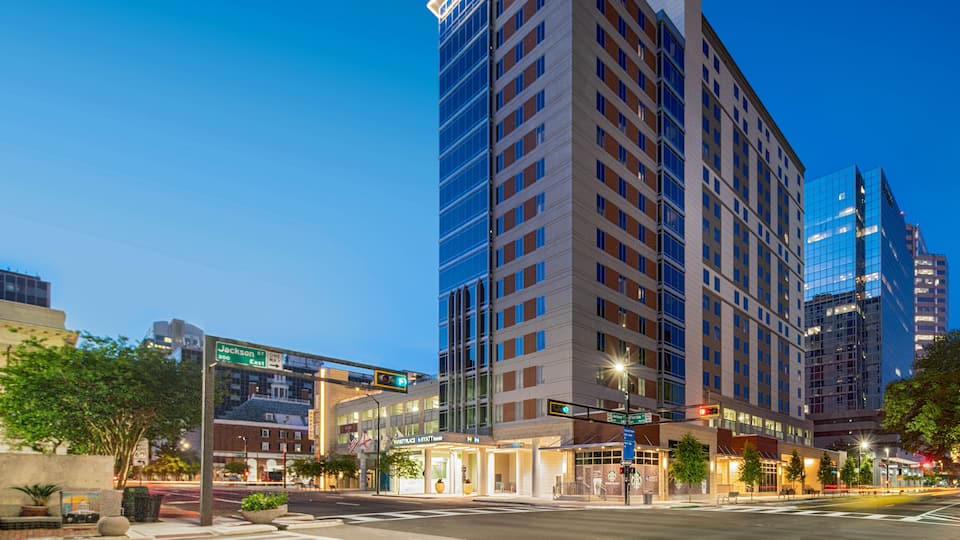 Hotel Photos | Hyatt House Tampa Downtown