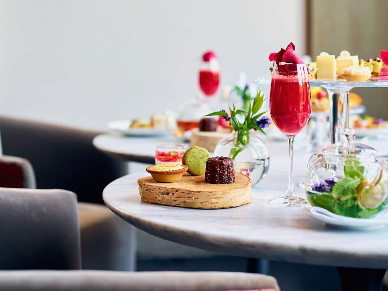 Afternoon tea autumn