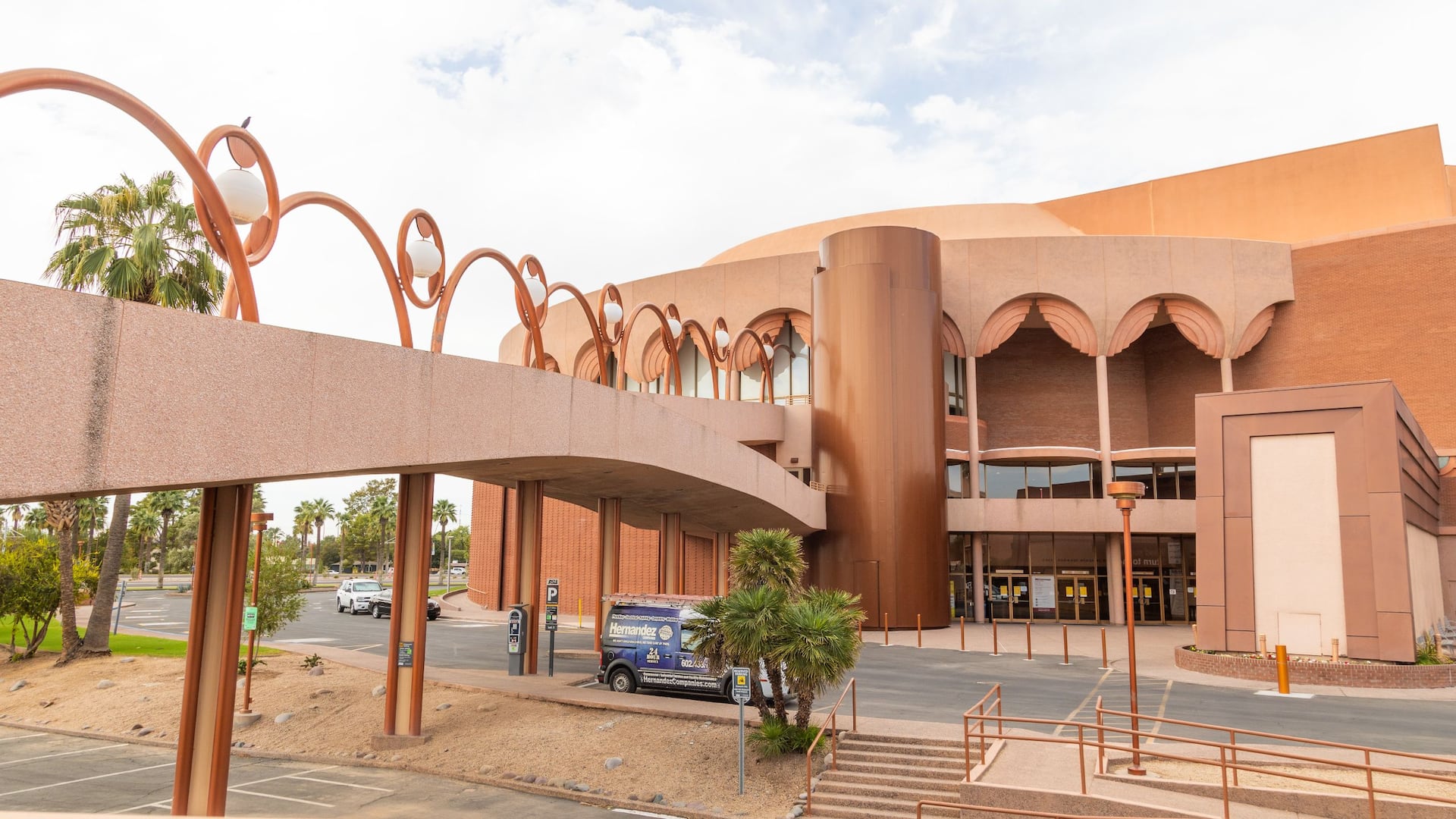 Hyatt Place Tempe / Phoenix / University ASU Stadium Entrance