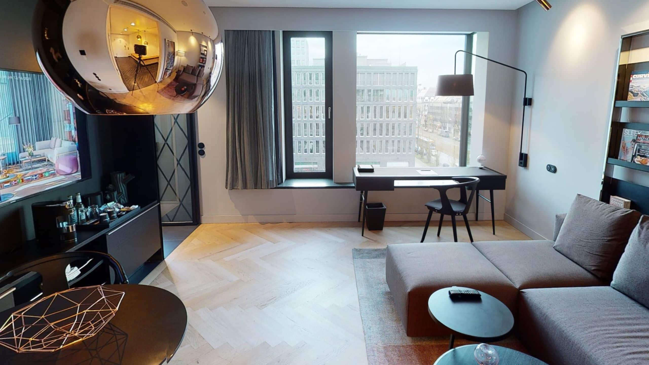 Andaz MUCAZ-VT007 Andaz Suite