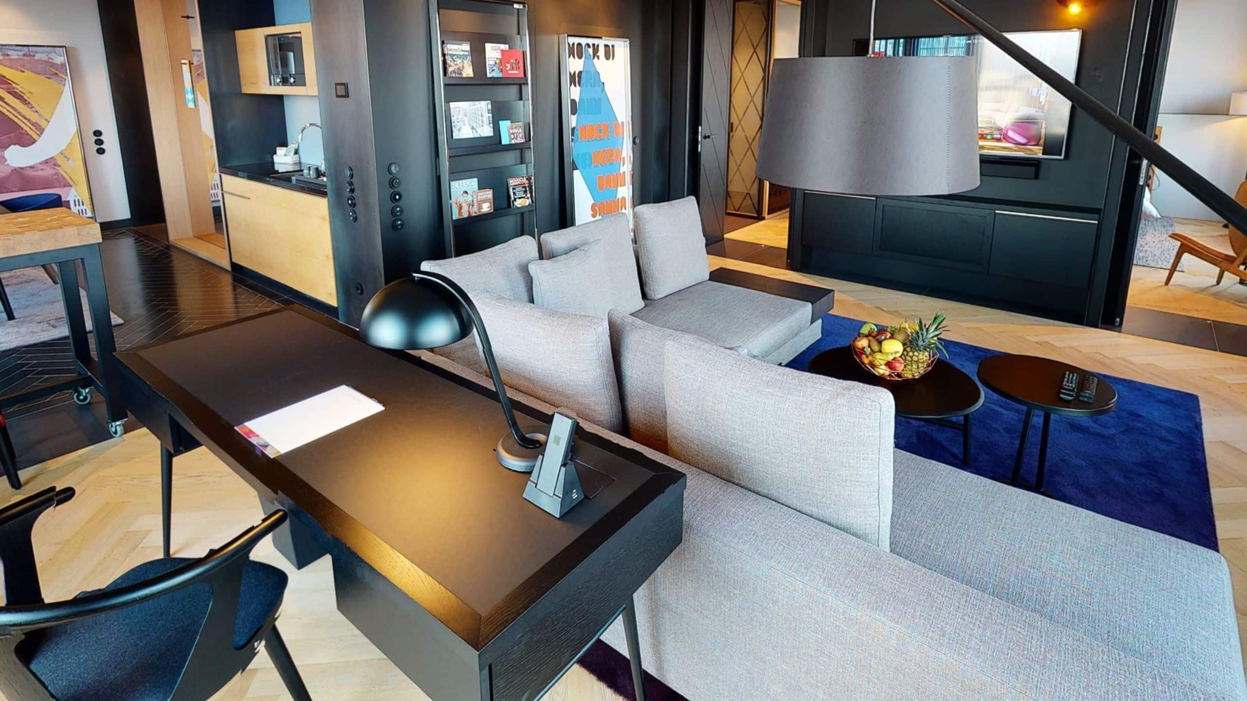 Andaz MUCAZ-VT014 Tower View Suite