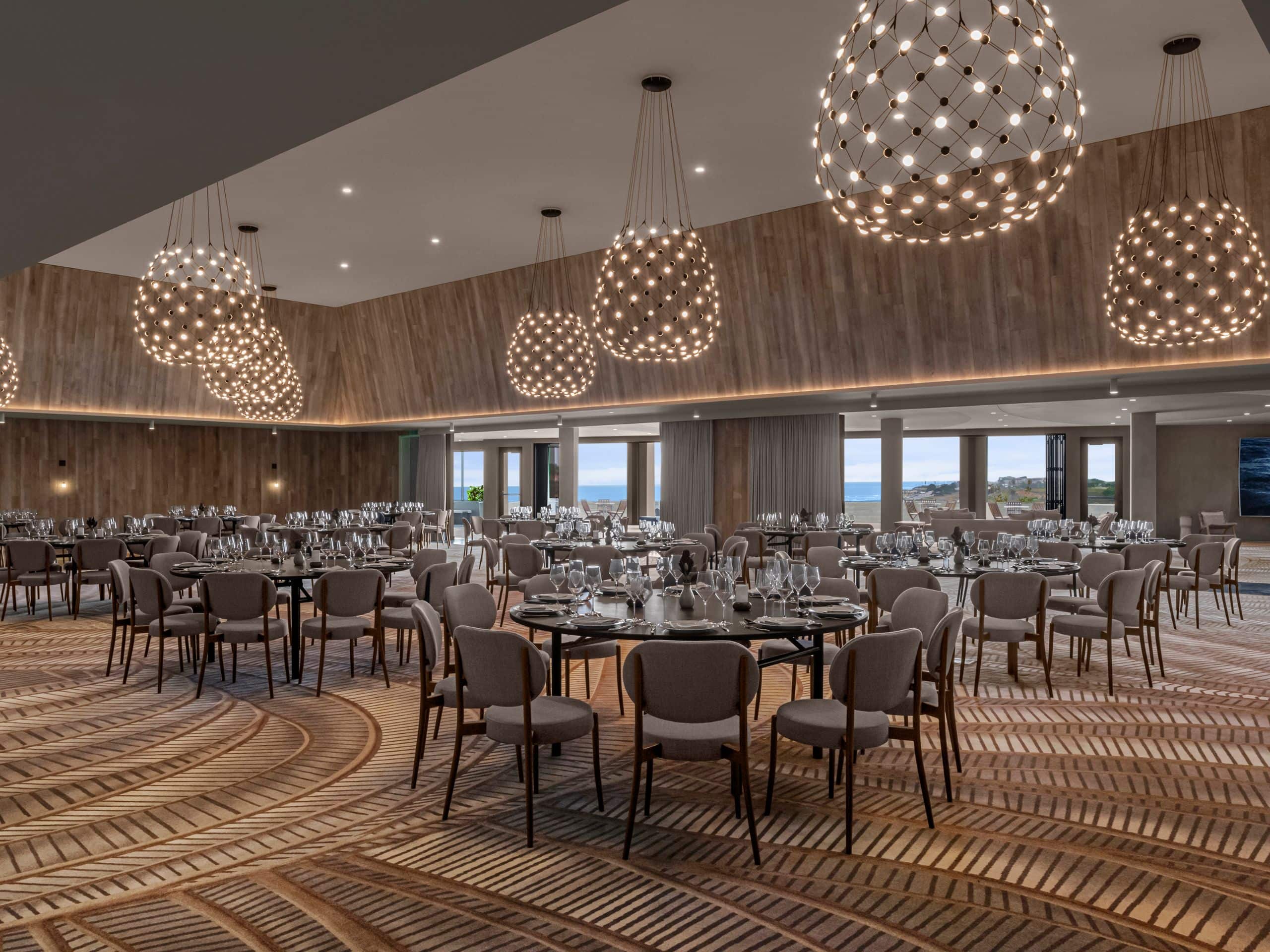 Alila Marea Beach Resort Encinitas Oceana Ballroom Round Tables