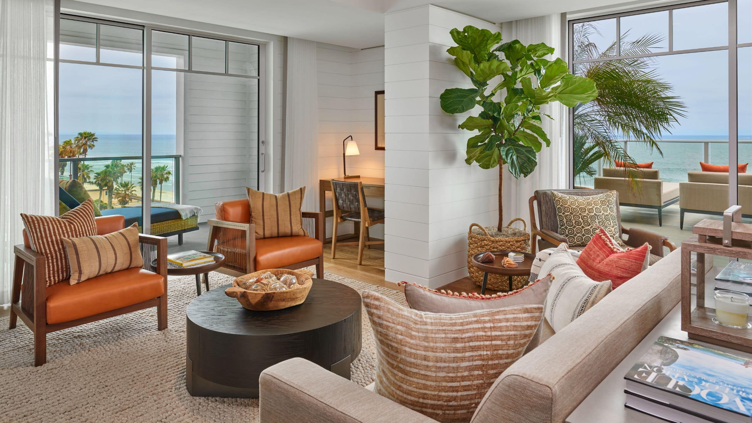 3/10 The Seabird Resort Estate Suite Living Room