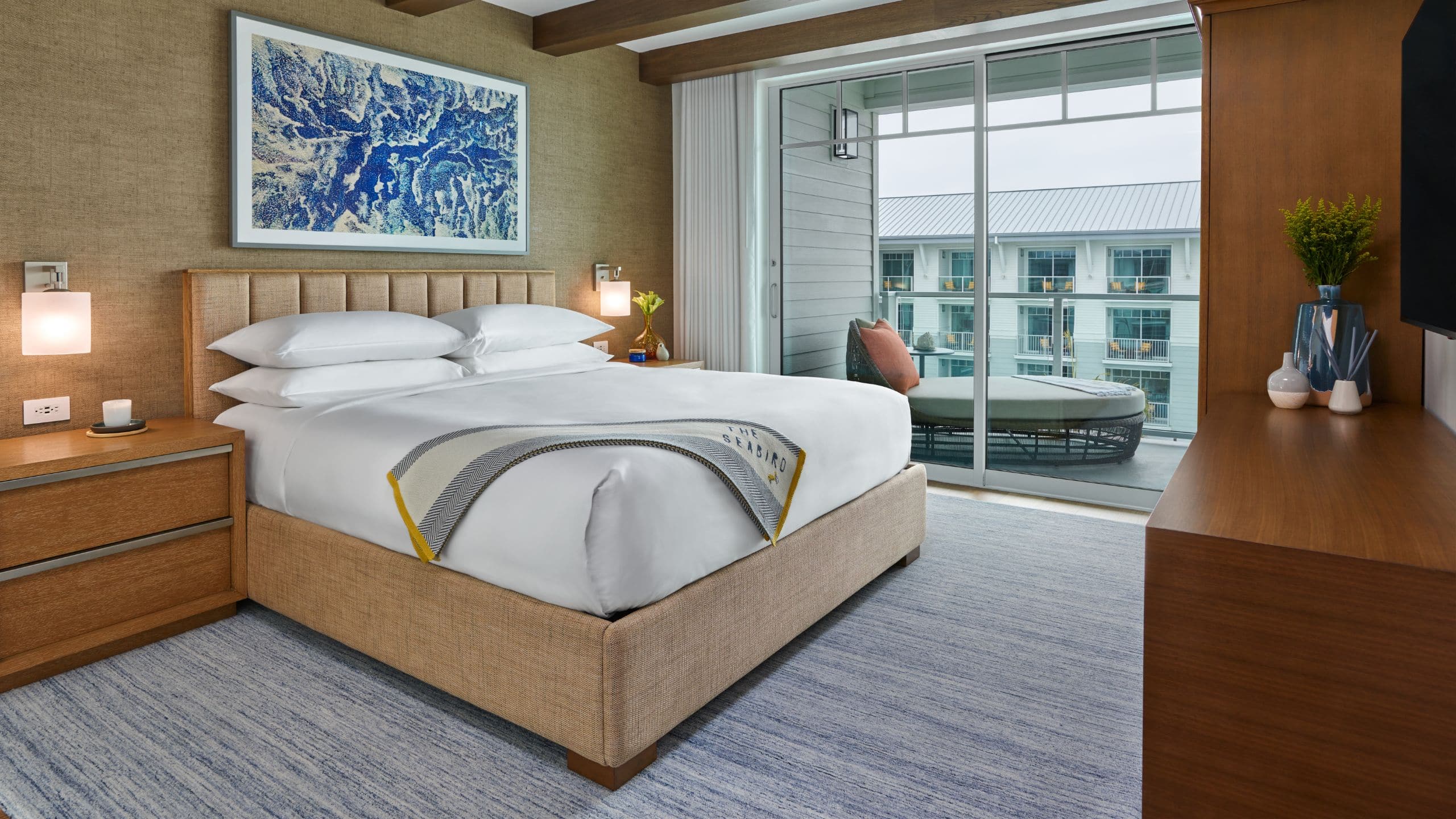4/10 The Seabird Resort Estate Suite Master