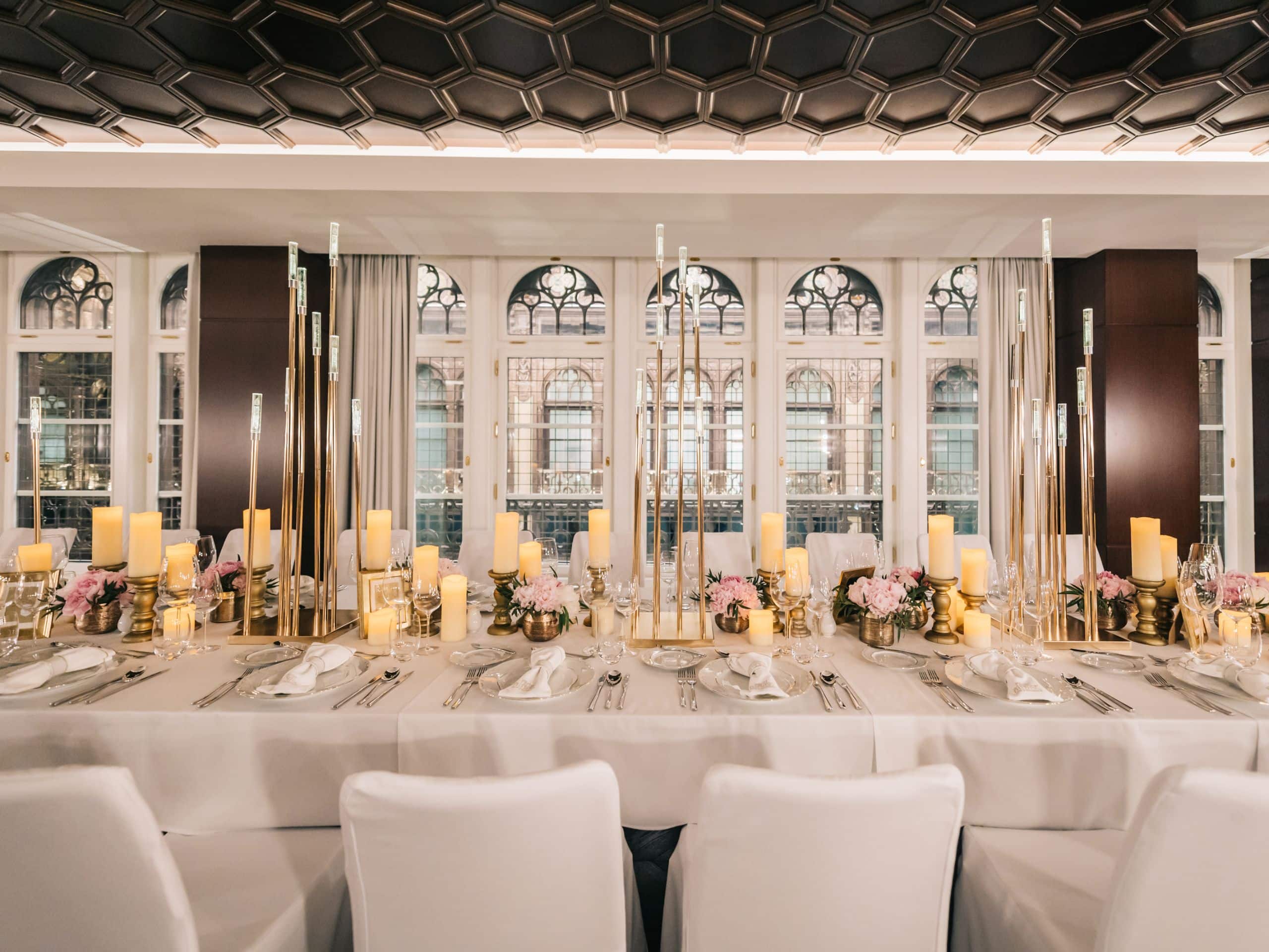 Párisi Udvar Hotel Budapest Salon Wedding Table Set up