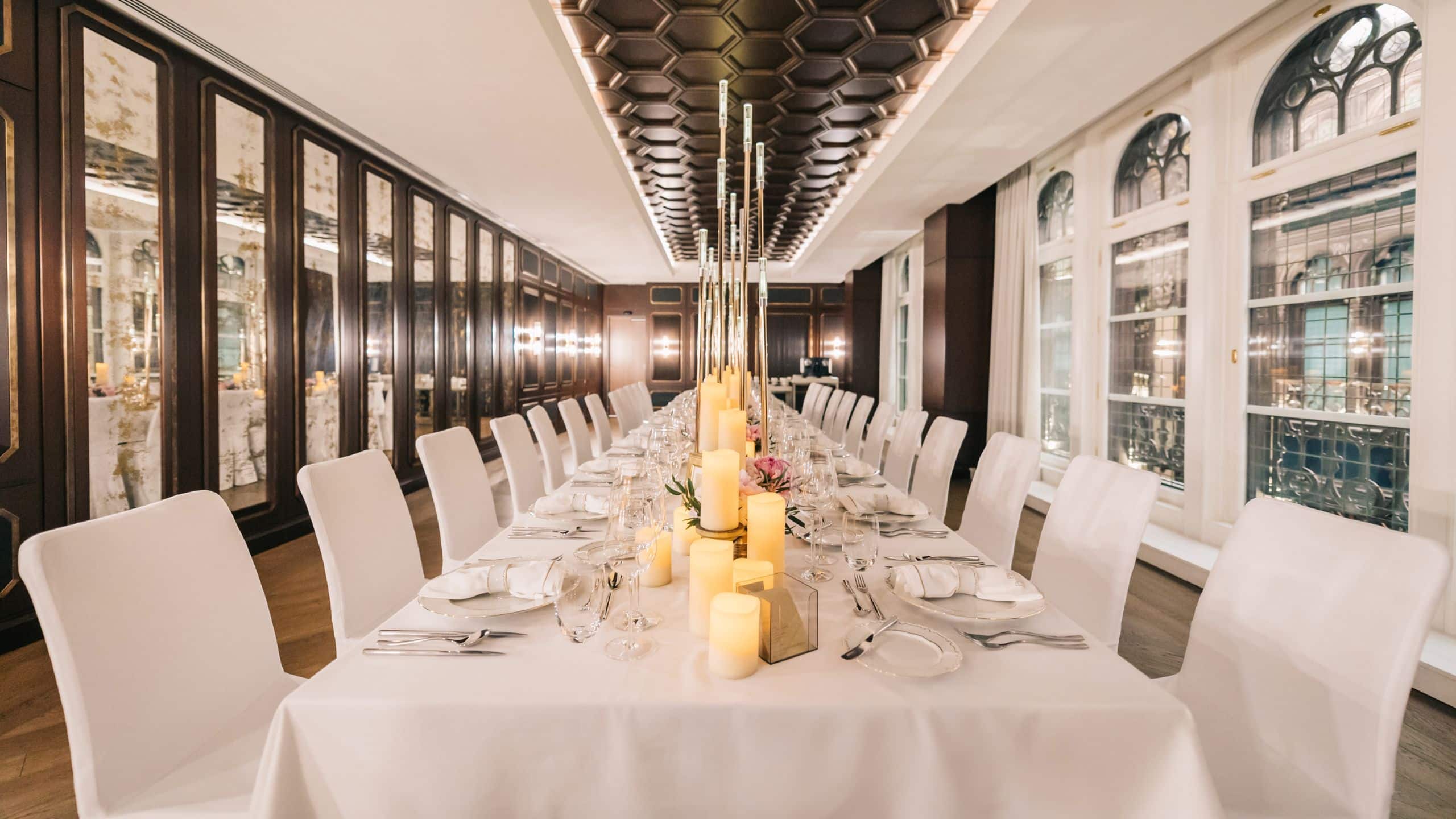 5 of 5 Párisi Udvar Hotel Budapest Salon Wedding Dining Table Close up