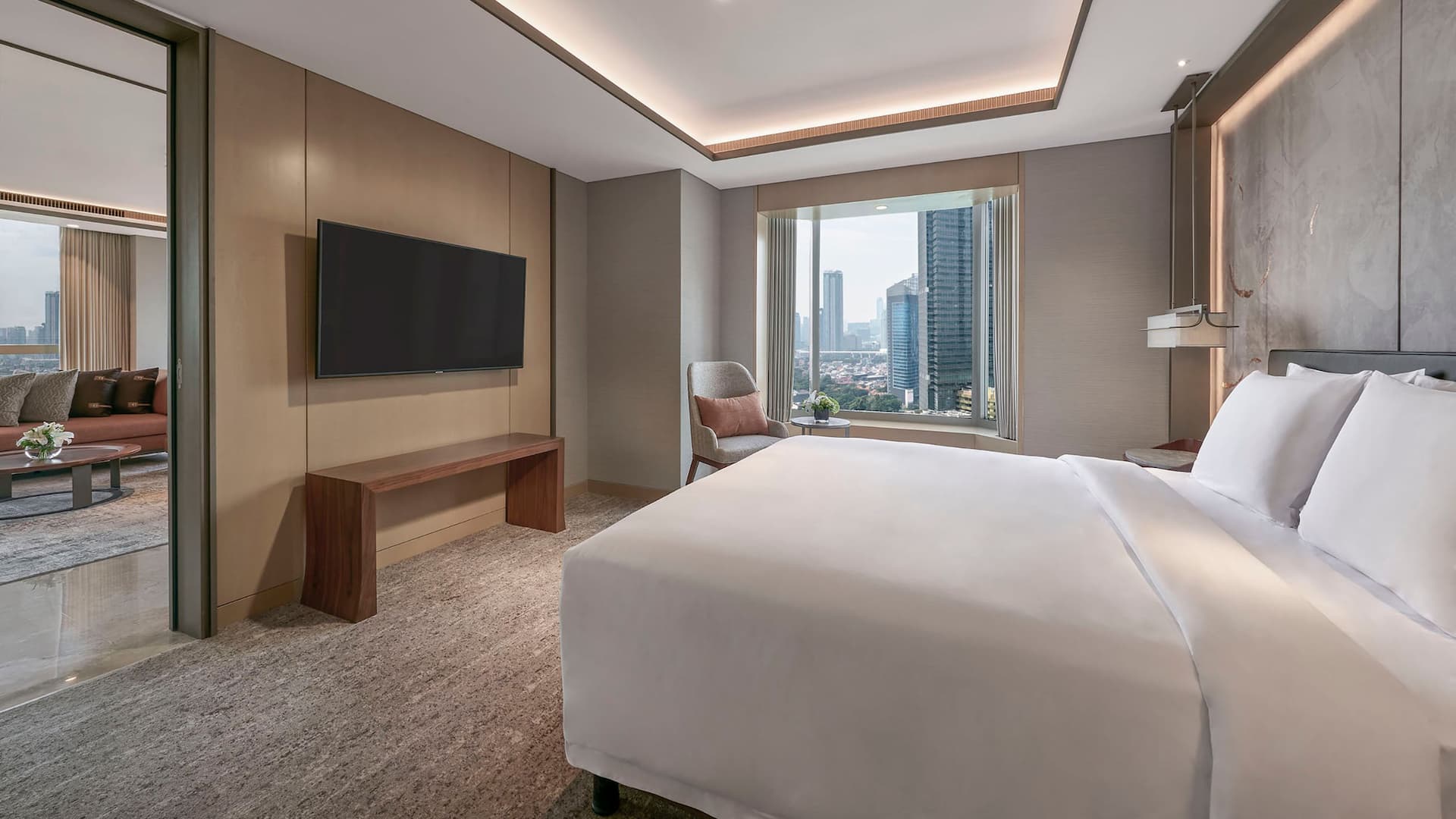 Grand Hyatt Jakarta Diplomatic Suite Main Bedroom