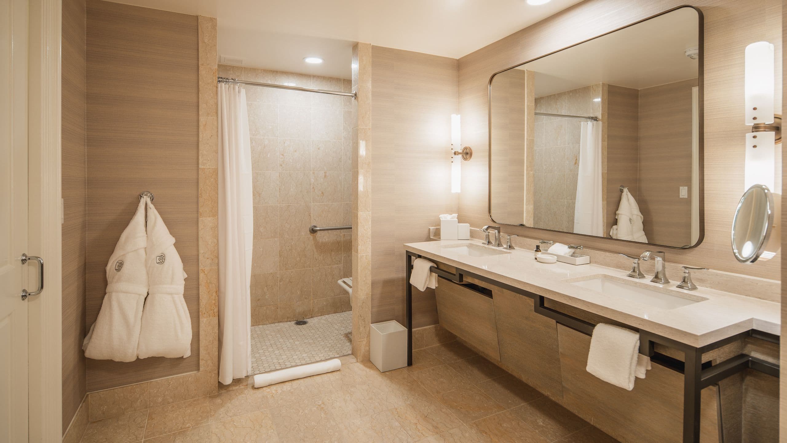 Park Hyatt Aviara Resort, Golf Club & Spa ADA Shower