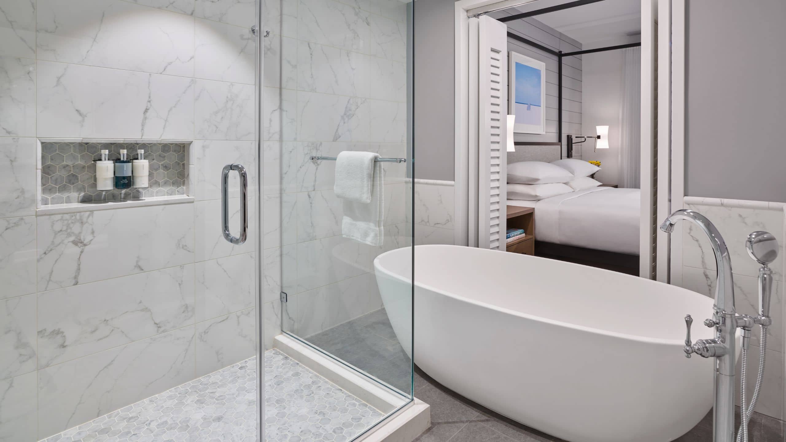 5/6 The Seabird Resort ADA Estate Suite Master Bathroom