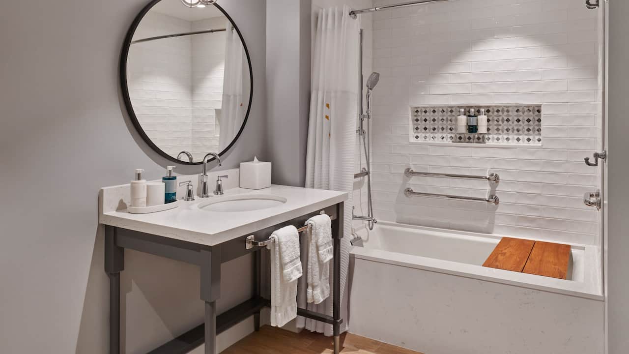 ADA King Ocean Bathroom