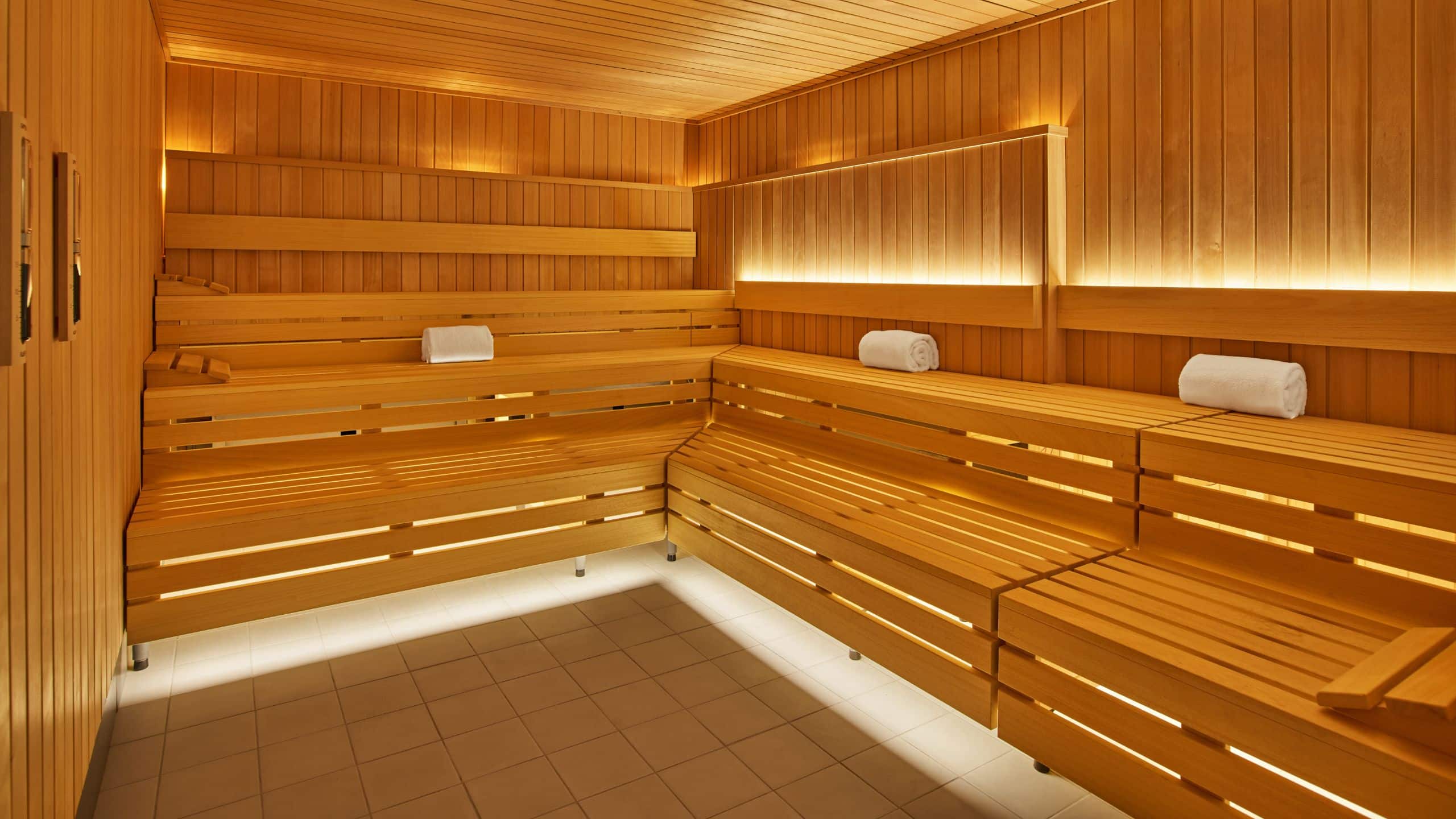 The Seabird Resort Spa Sauna