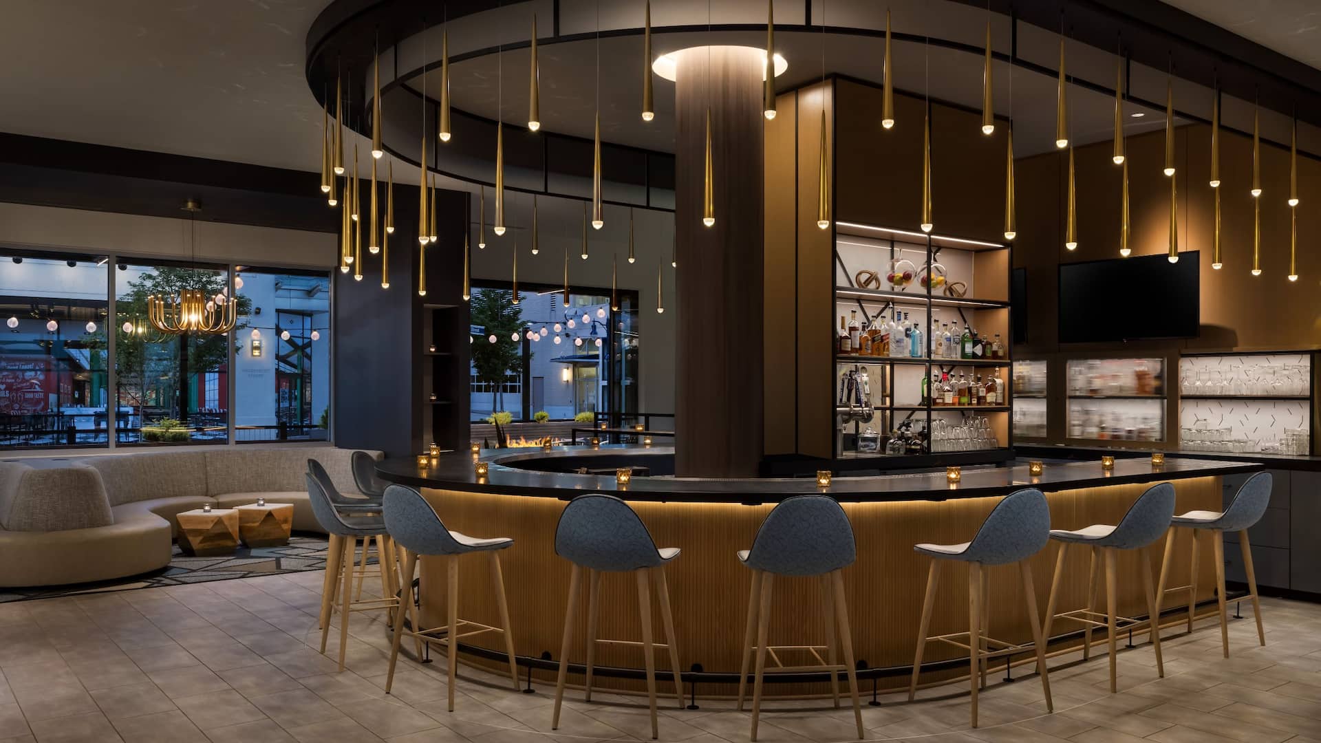 Hyatt Place National Harbor Bar Seating