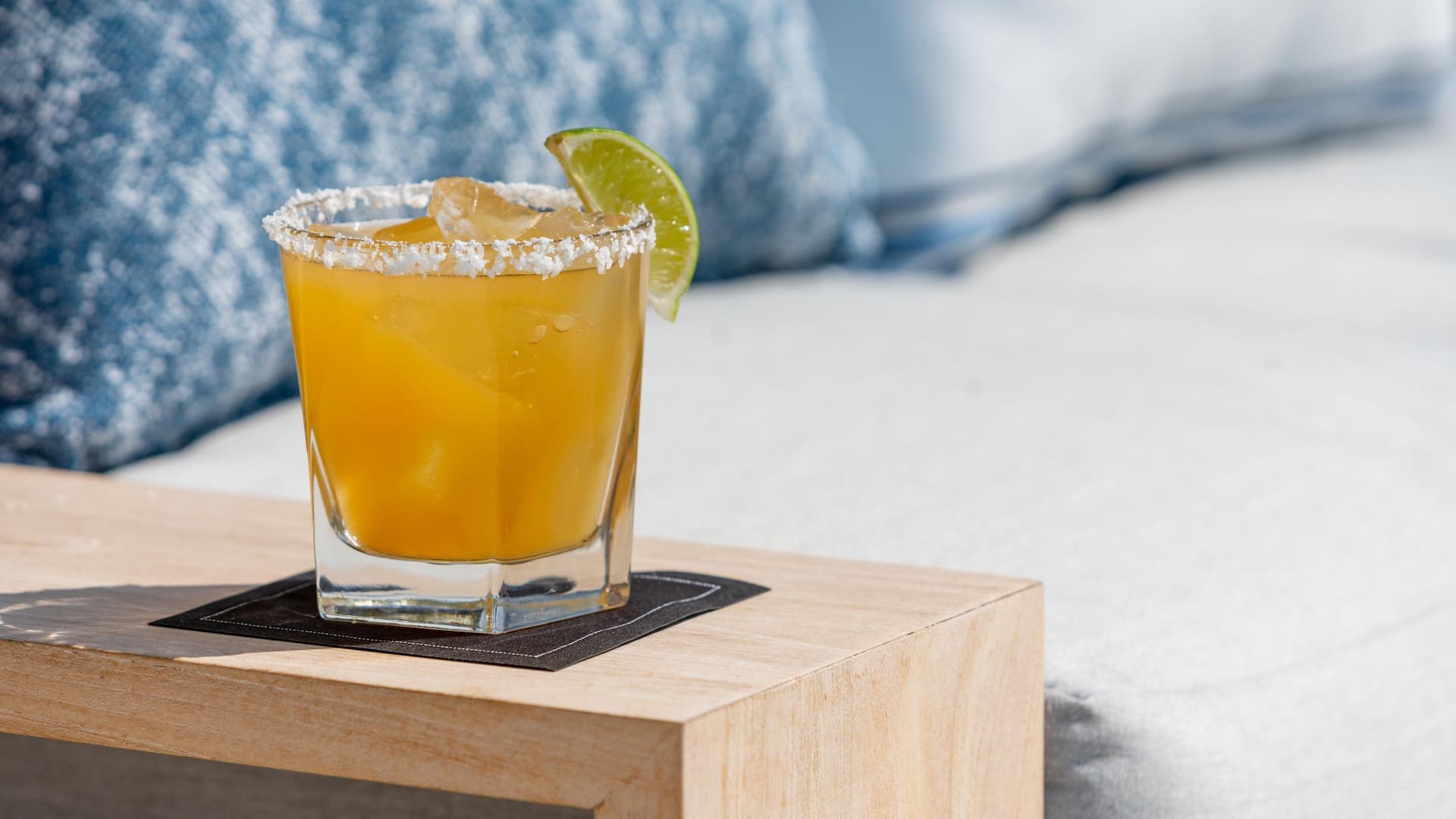 Hyatt Place National Harbor Cocktail