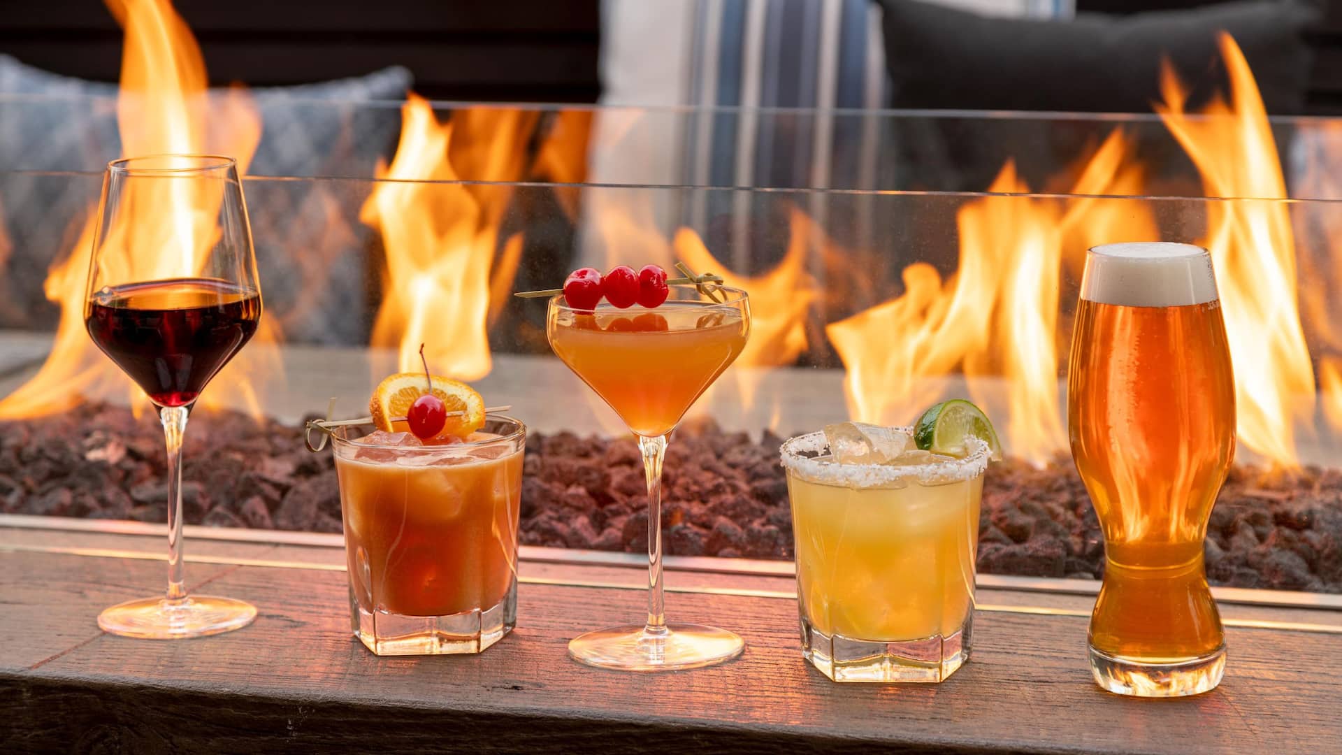Hyatt Place National Harbor Cocktails Firepit