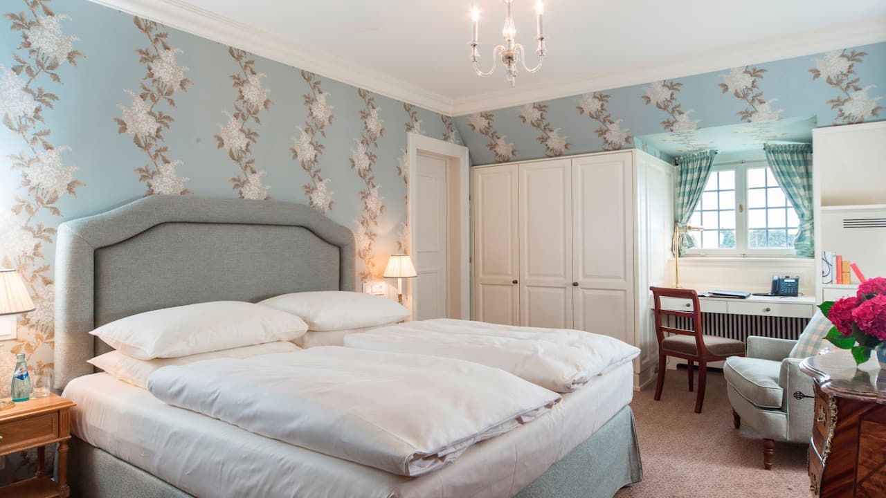 Castle Grand Park View Room