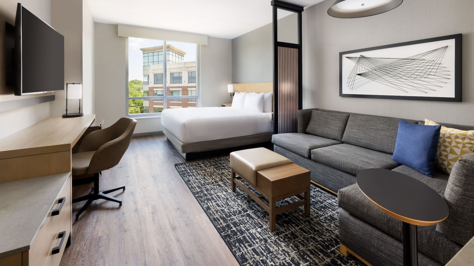 Hyatt Place National Harbor King City View