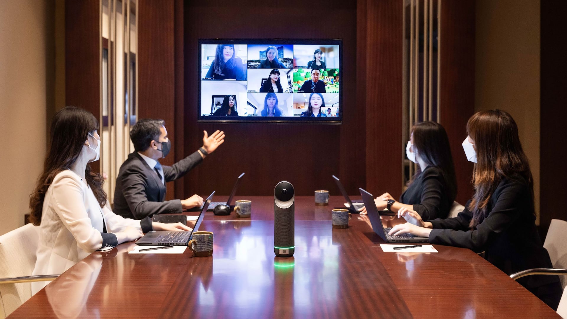 Grand Hyatt Seoul Hybrid Meeting BC Room