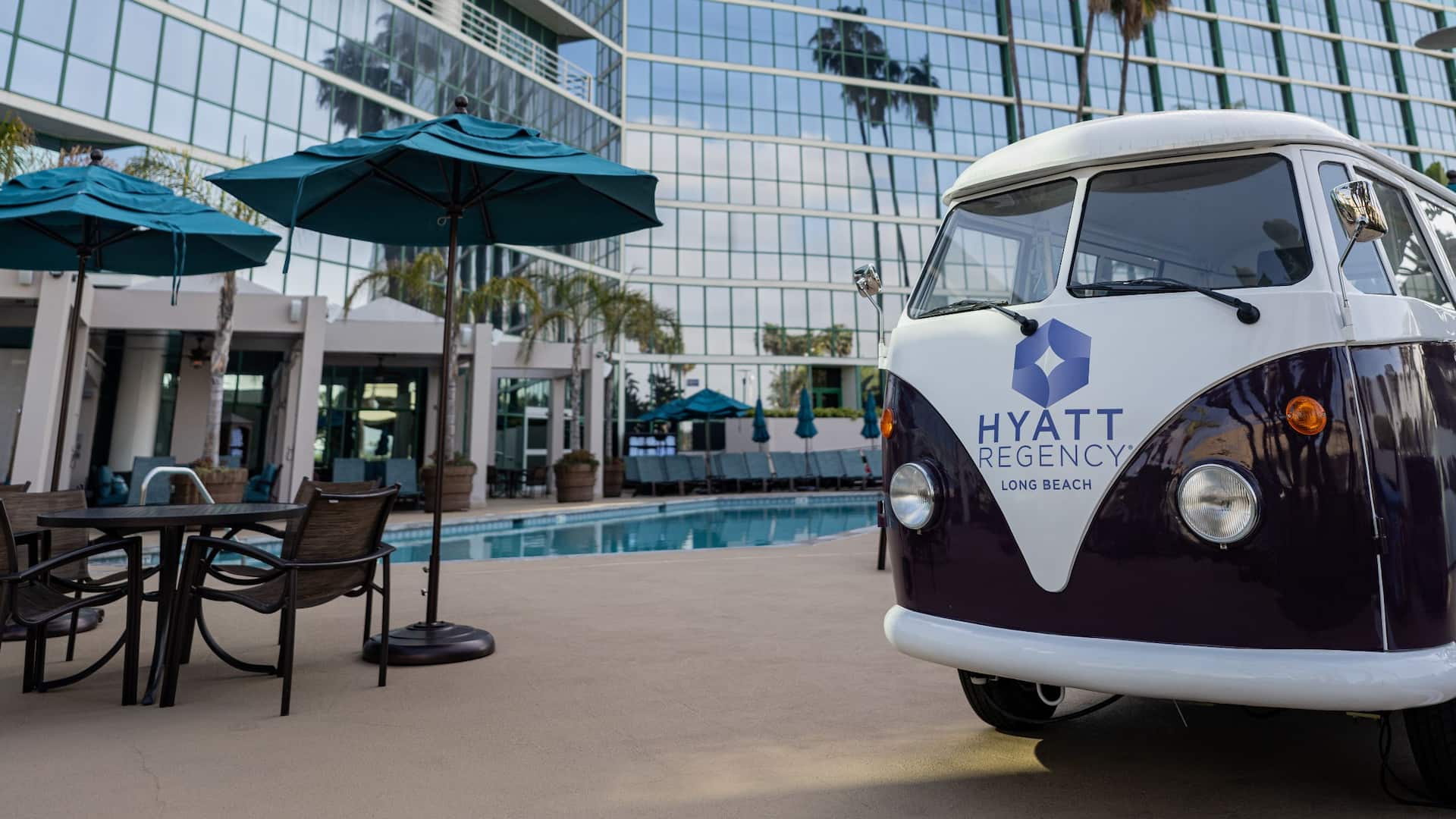 Hyatt Regency Long Beach Bus By Pool