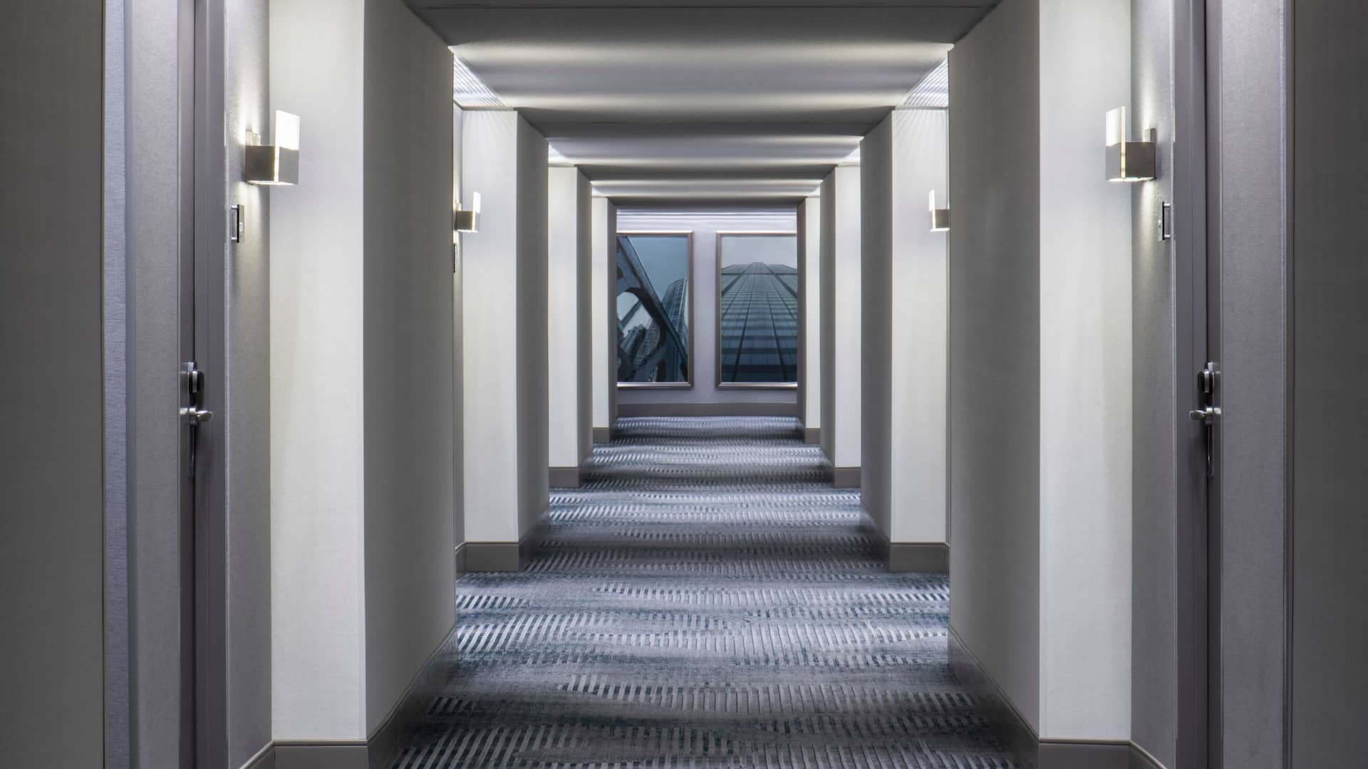Hyatt Regency O'Hare Chicago Premier Foyer