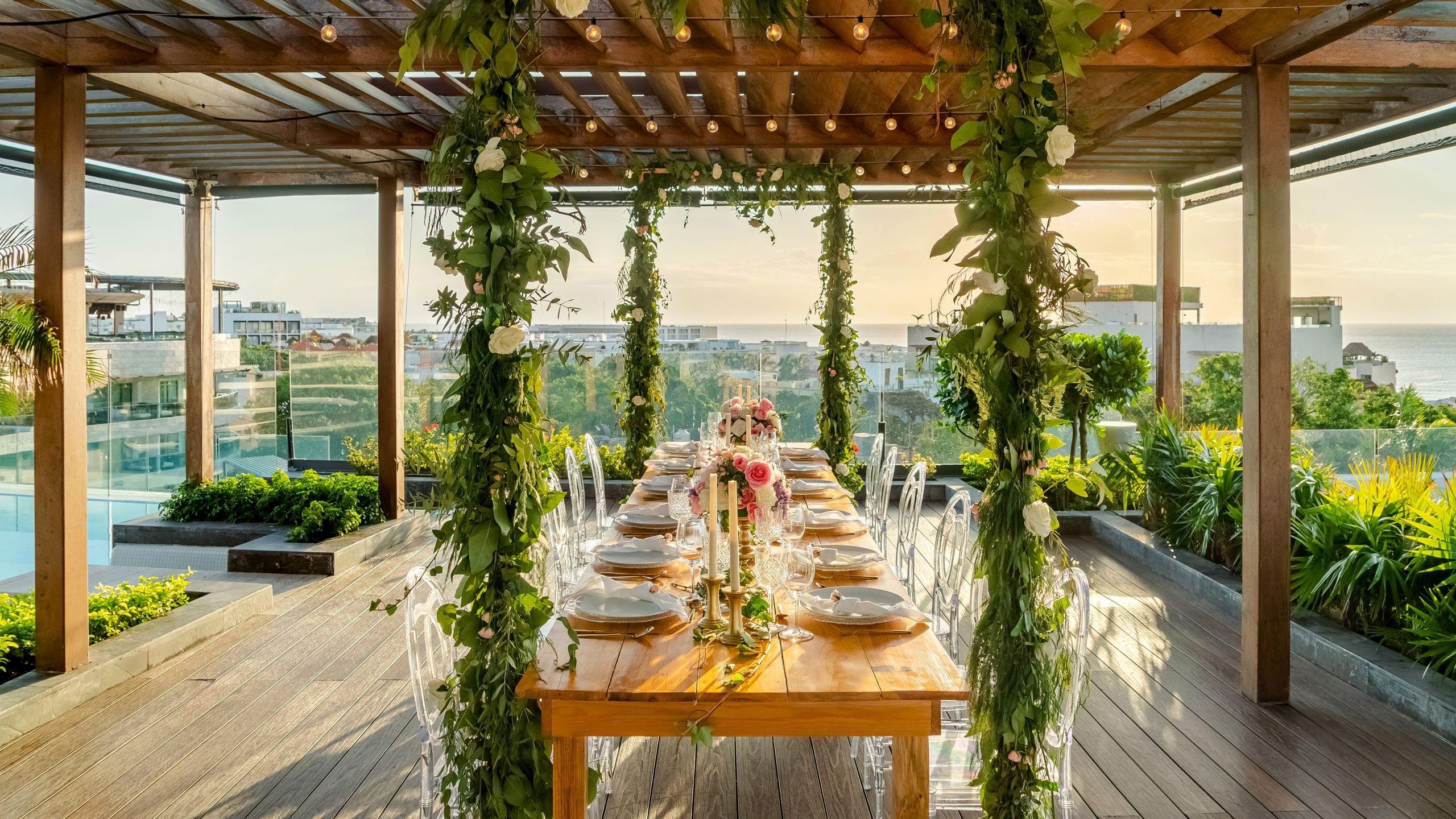 Thompson Playa del Carmen Main House Wedding Table Front View